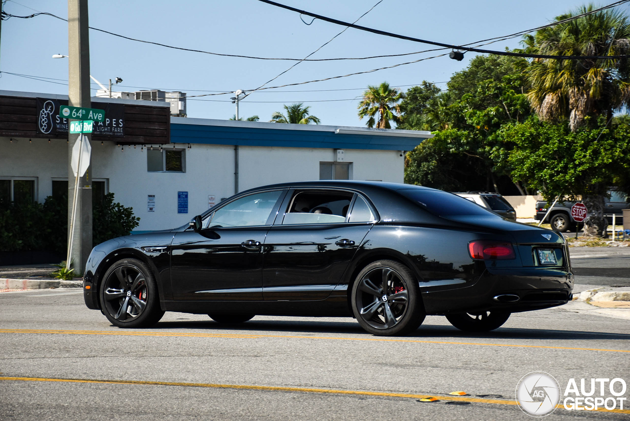 Bentley Flying Spur W12