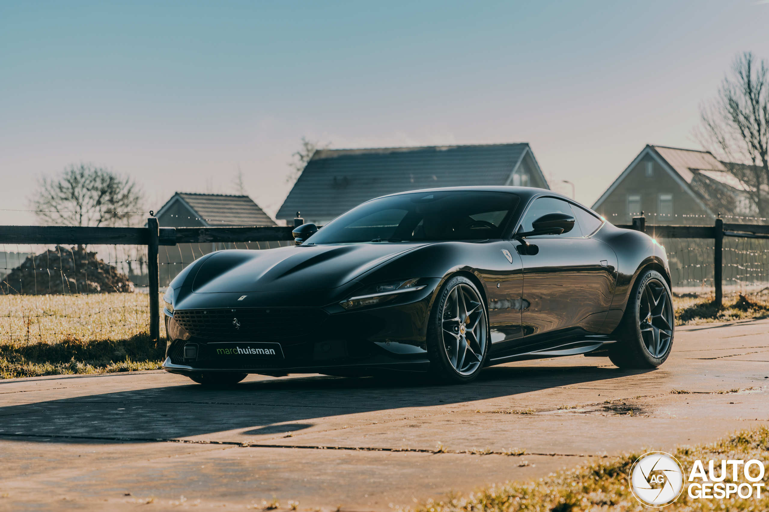 Ferrari Roma Novitec Rosso