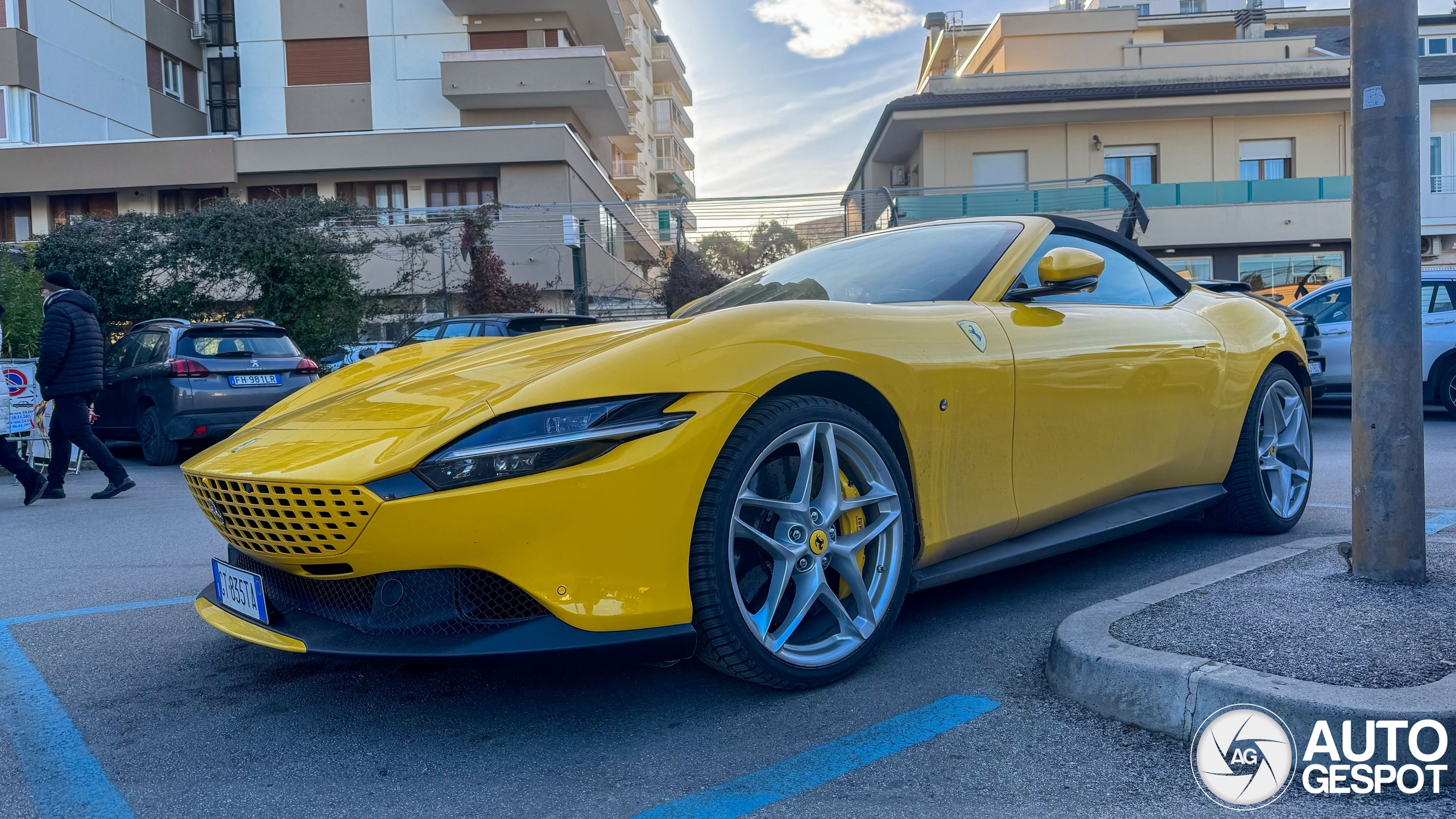 Ferrari Roma Spider - 15 January 2025 - Autogespot