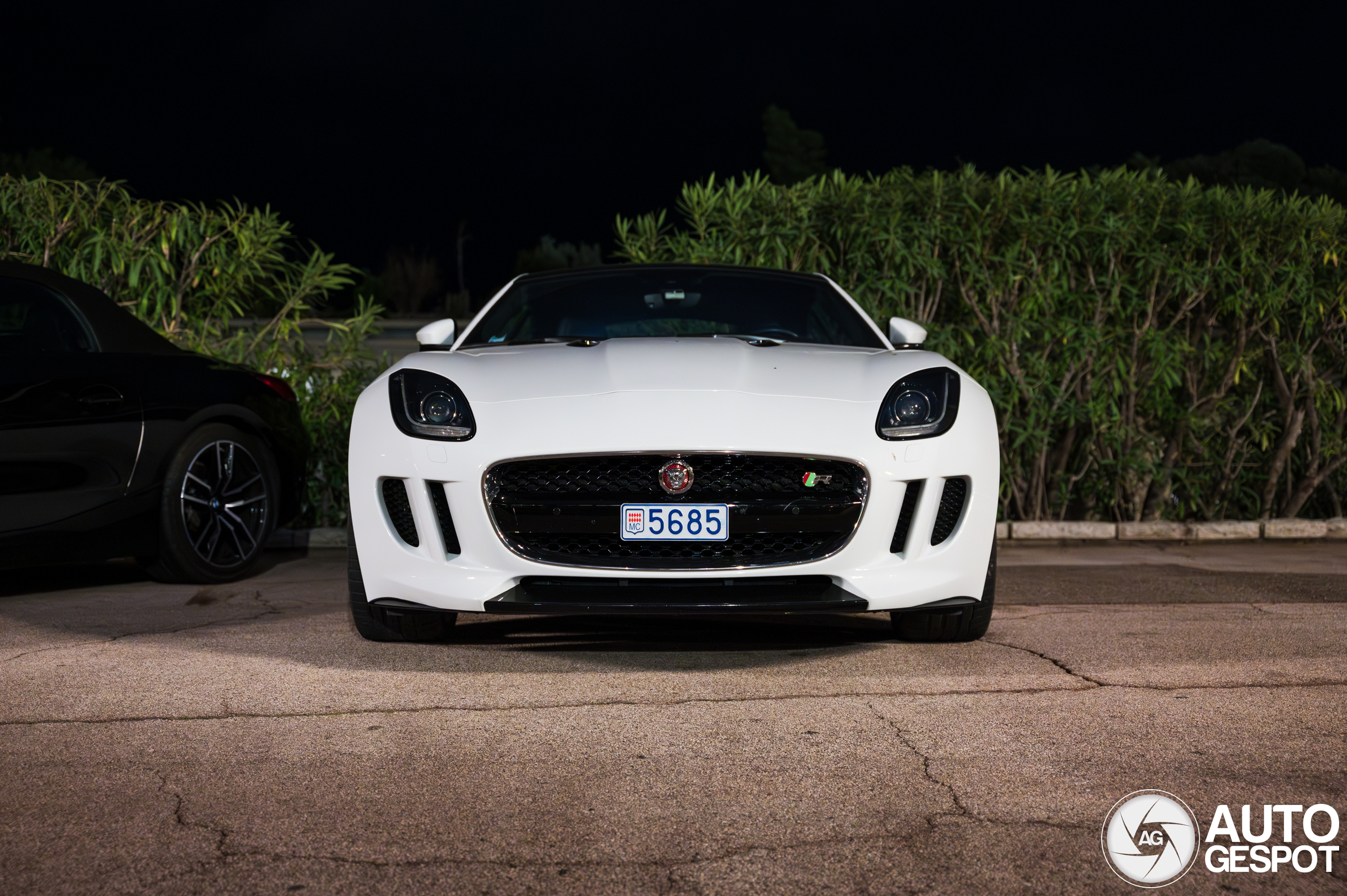 Jaguar F-TYPE R Coupé