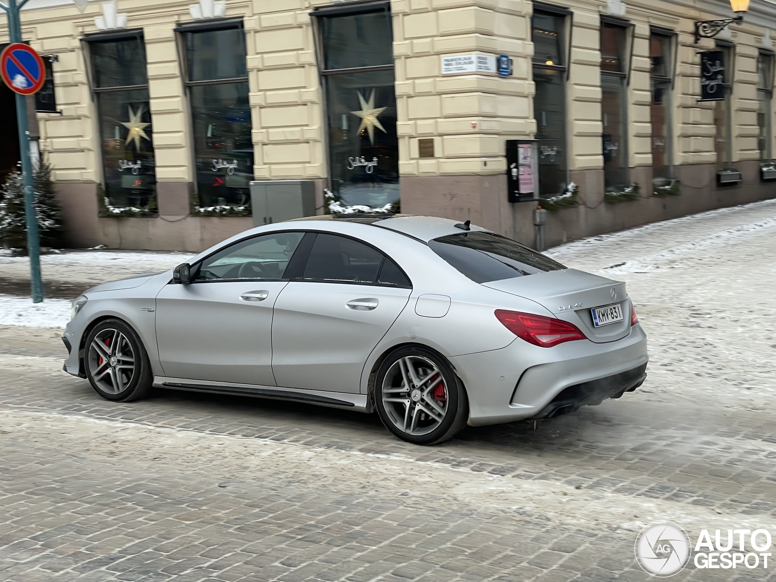 Mercedes-Benz CLA 45 AMG C117