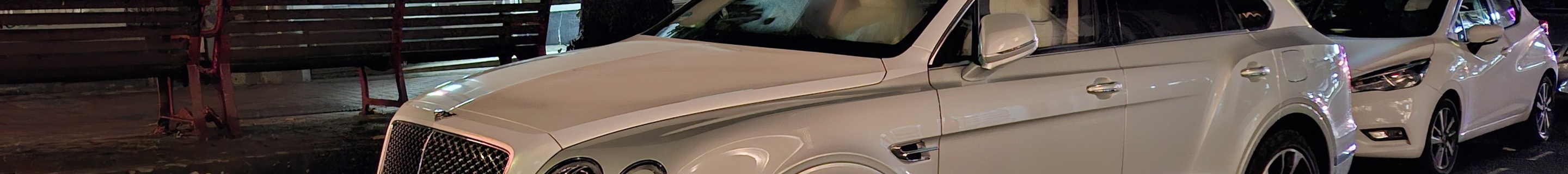 Bentley Bentayga Hybrid