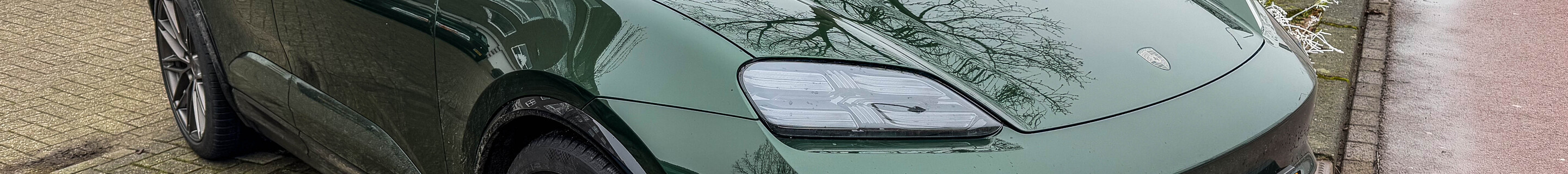 Porsche Macan EV Turbo