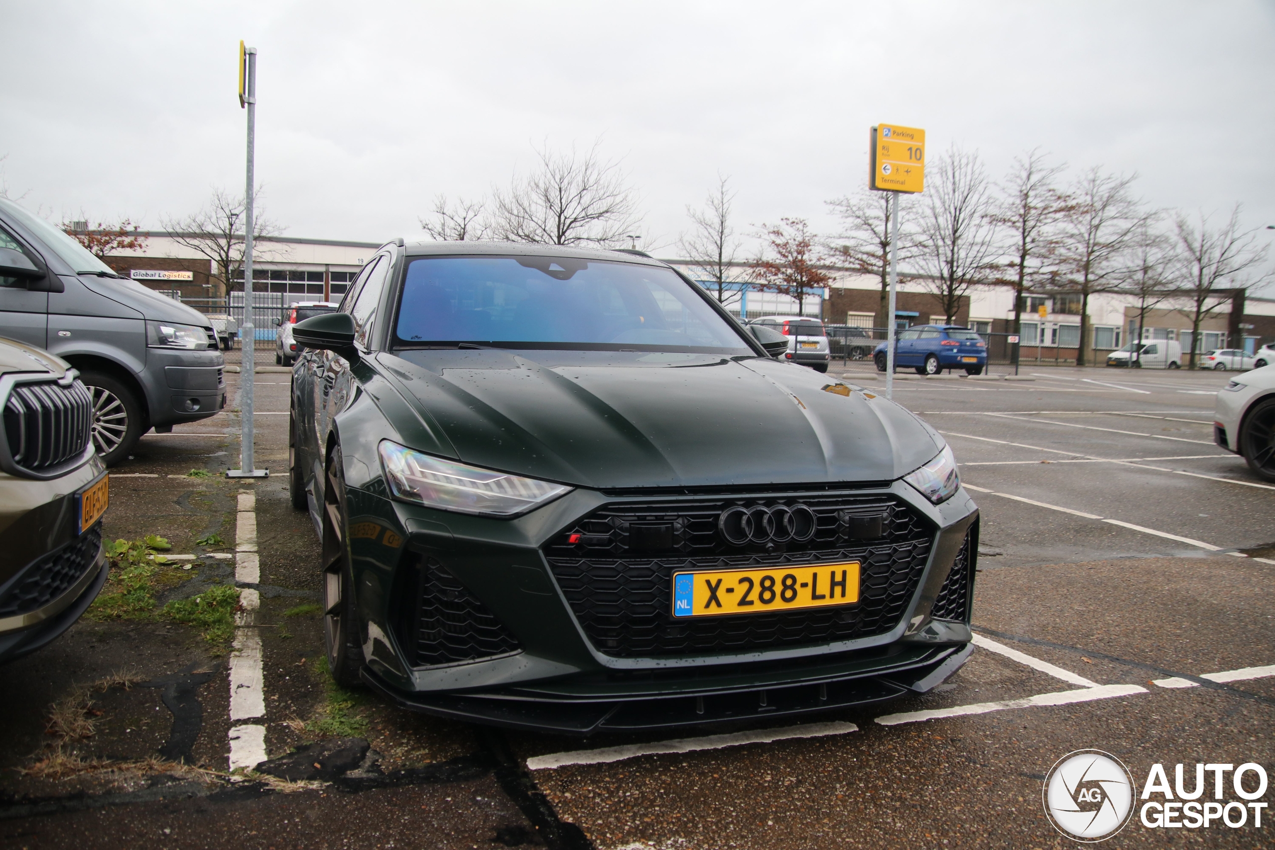 Audi RS6 Avant C8