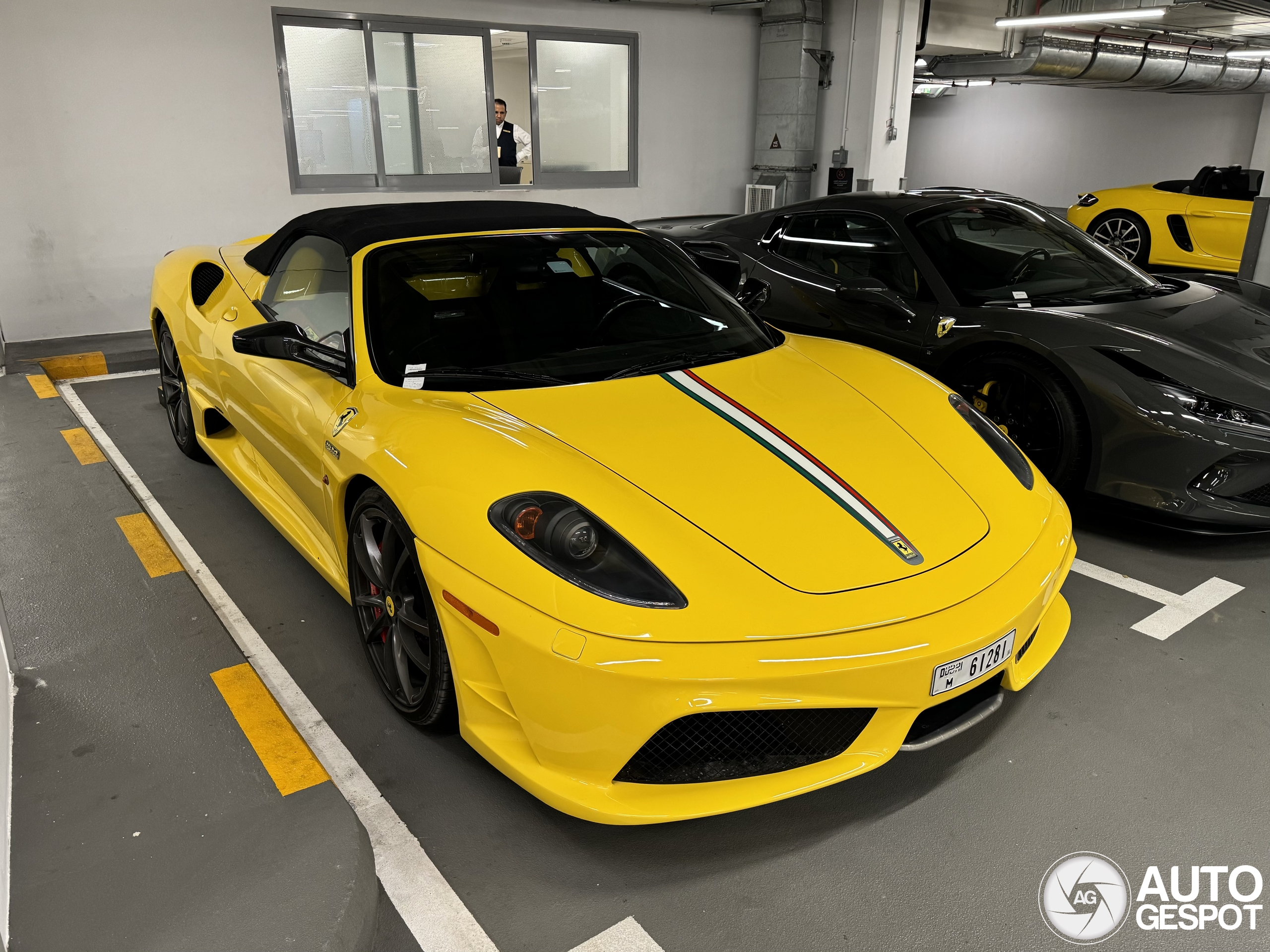 Ferrari Scuderia Spider 16M