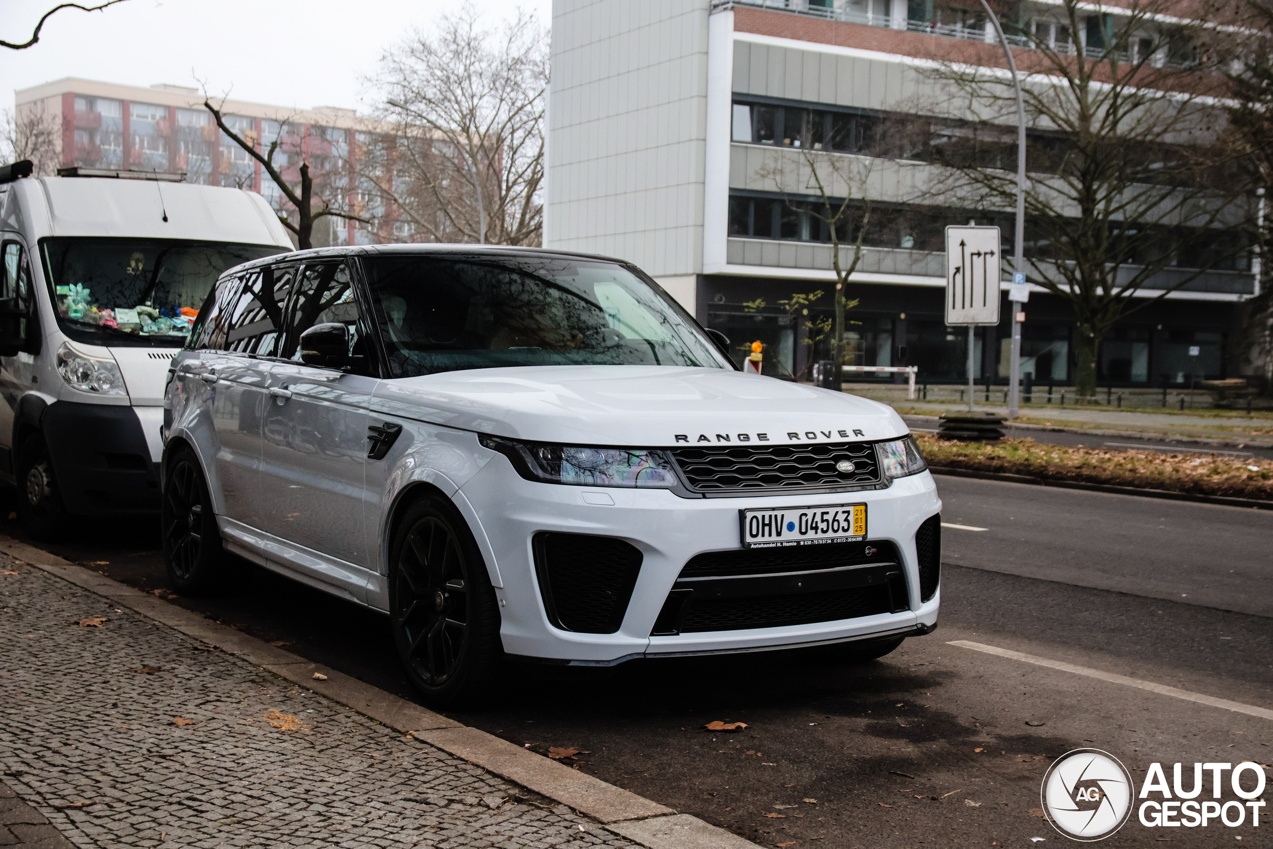 Land Rover Range Rover Sport SVR 2018