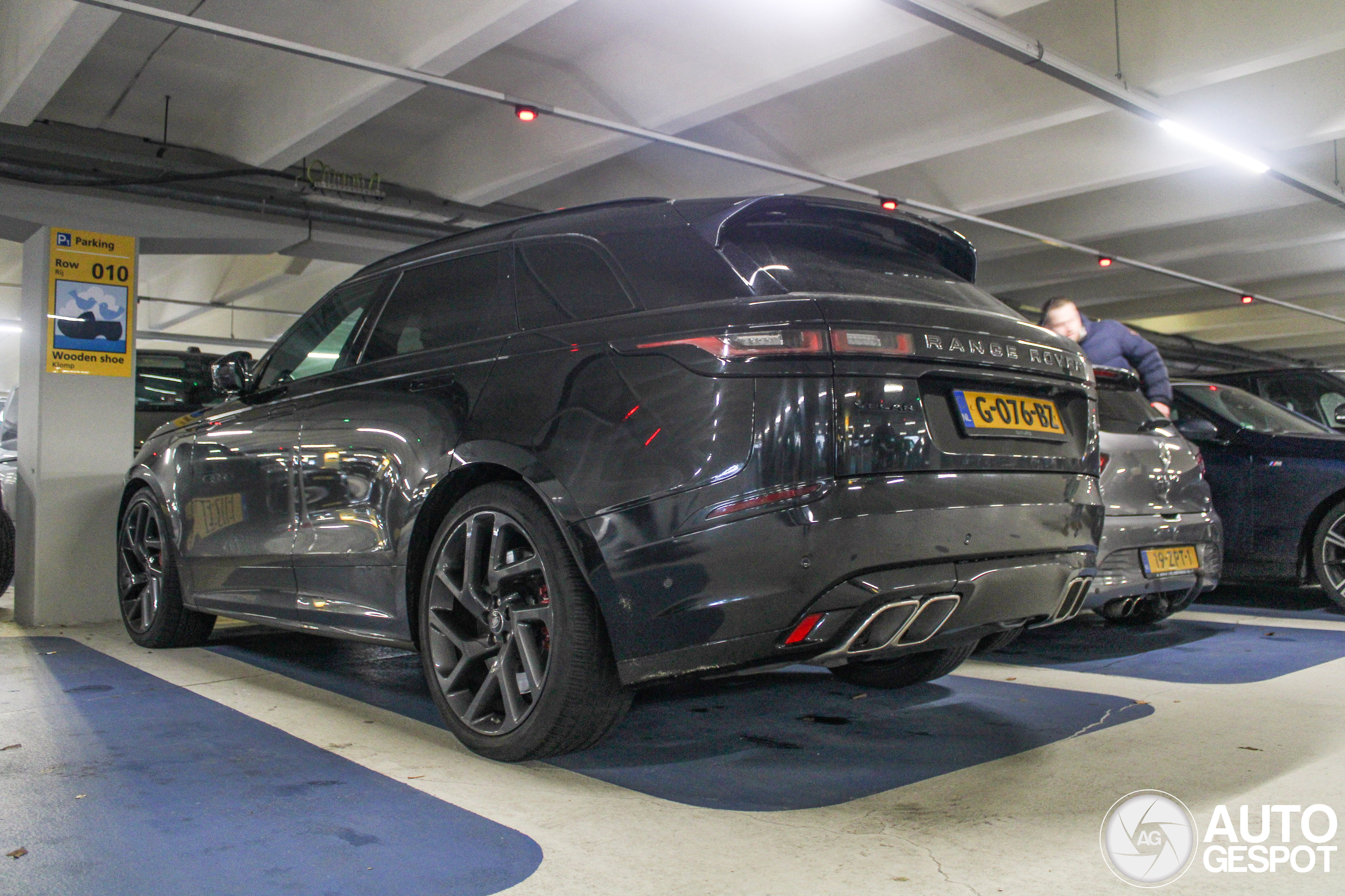 Land Rover Range Rover Velar SVAutobiography
