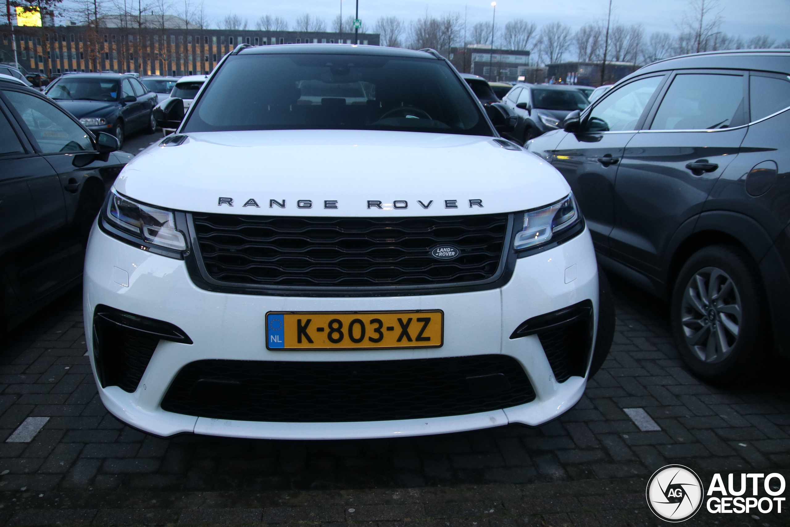 Land Rover Range Rover Velar SVAutobiography
