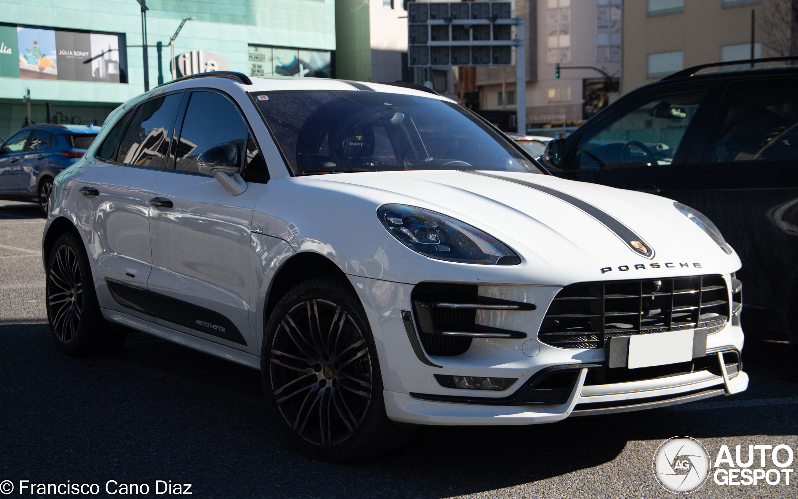 Porsche TechArt 95B Macan Turbo