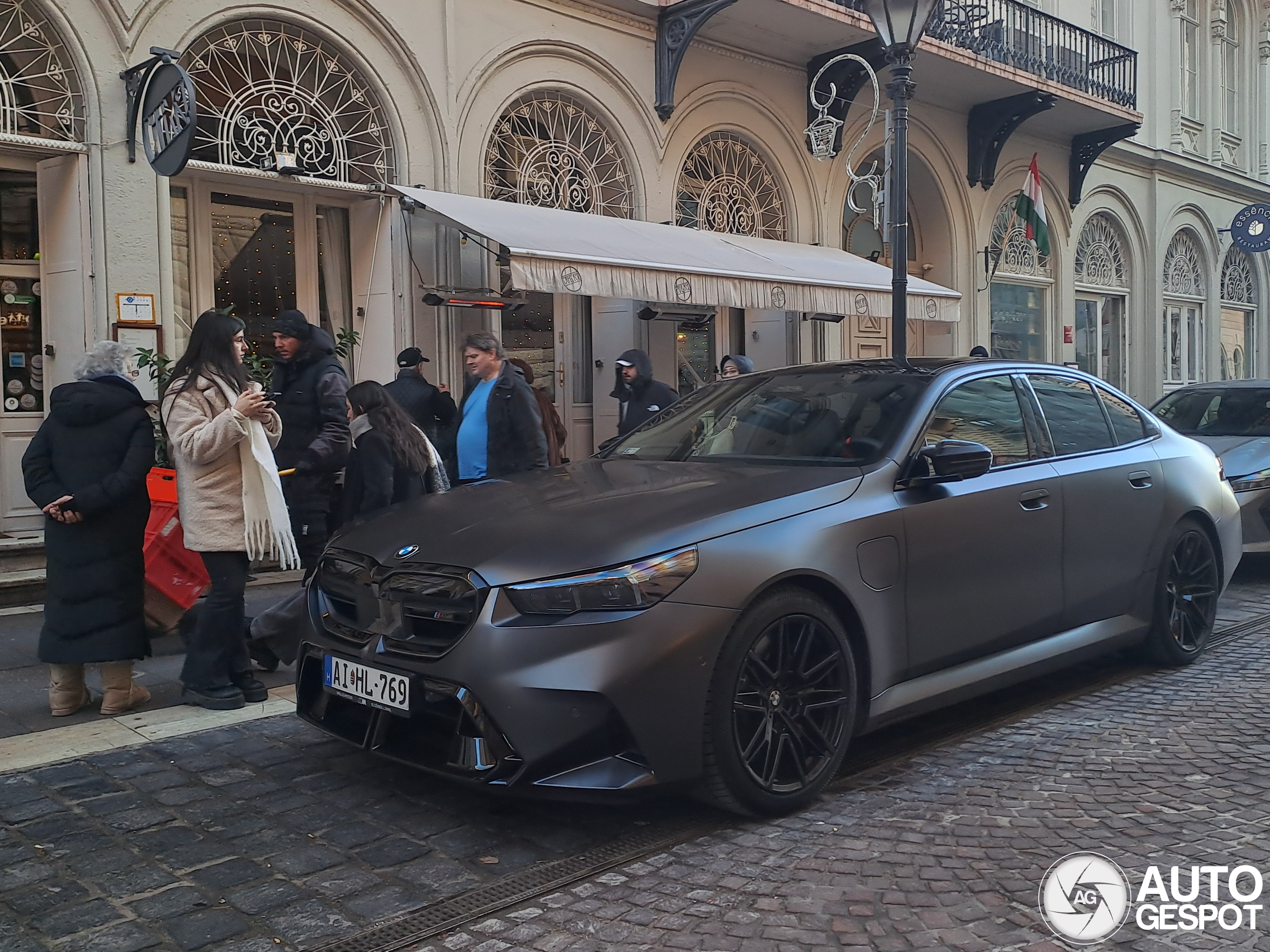 BMW M5 G90