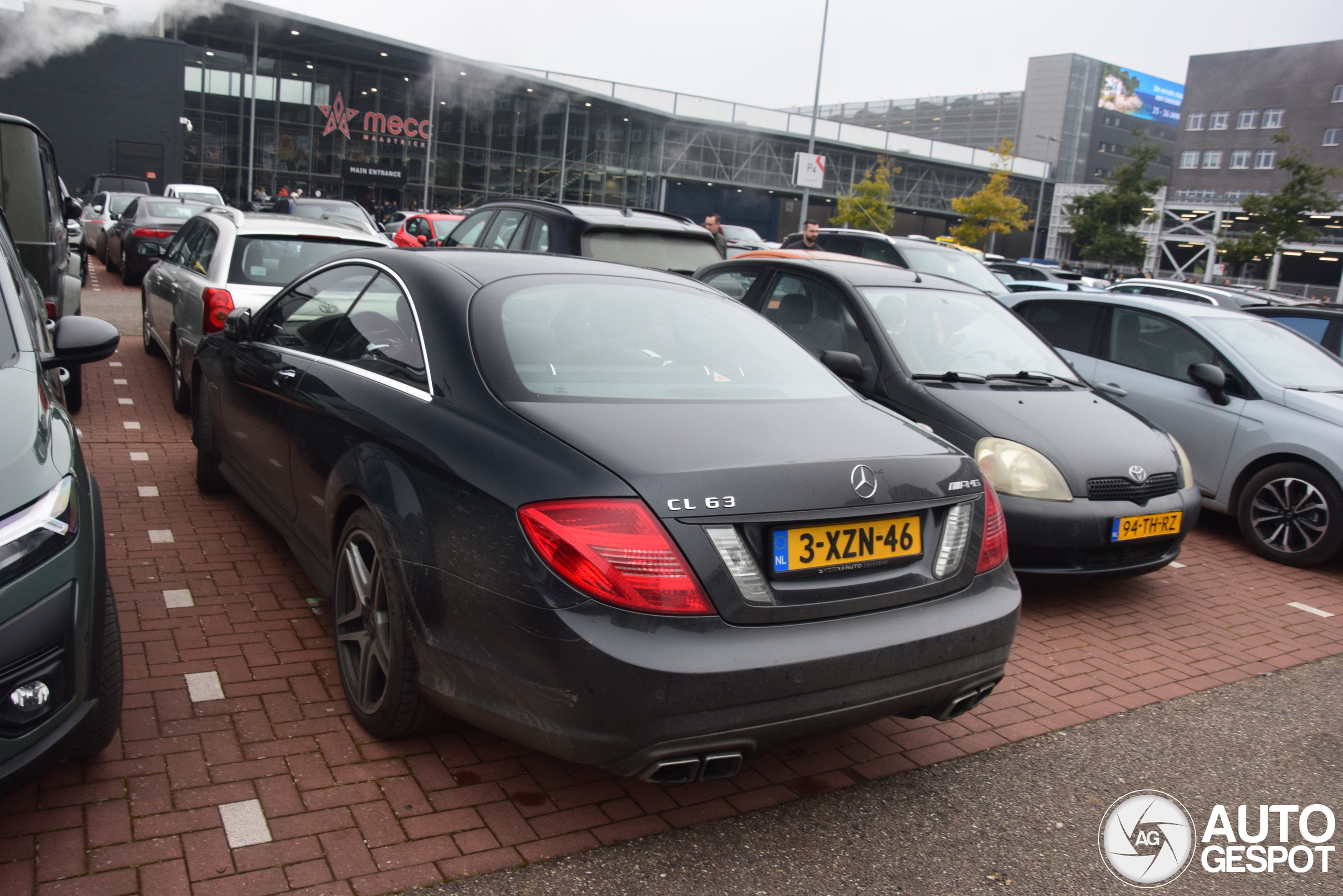 Mercedes-Benz CL 63 AMG C216 2011