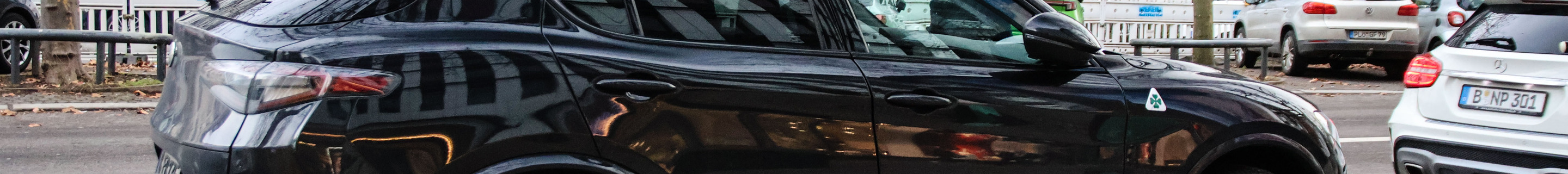 Alfa Romeo Stelvio Quadrifoglio 2023