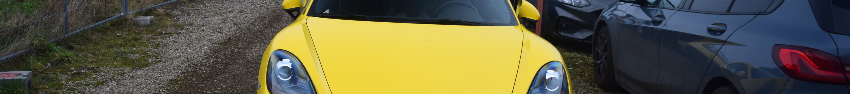 Porsche 718 Cayman GT4