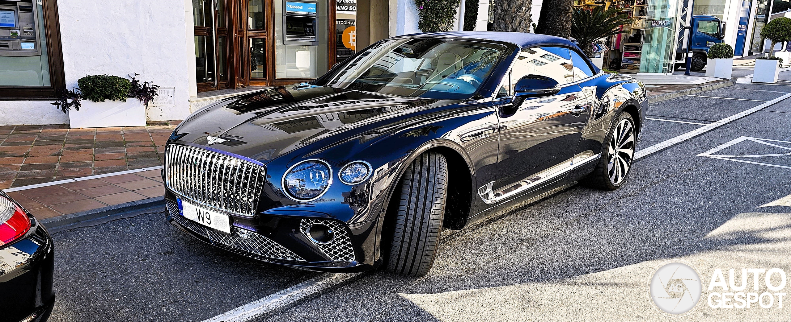 Bentley Continental GTC V8 Azure 2024