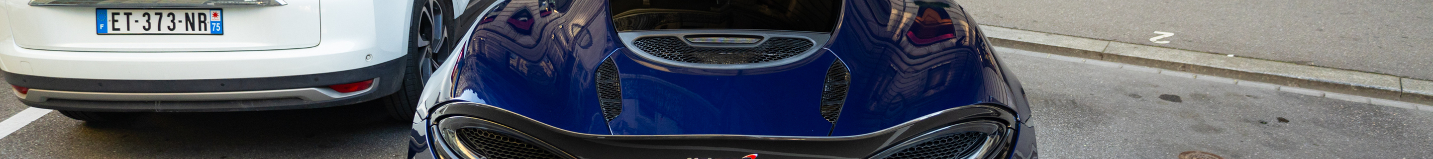 McLaren 570GT