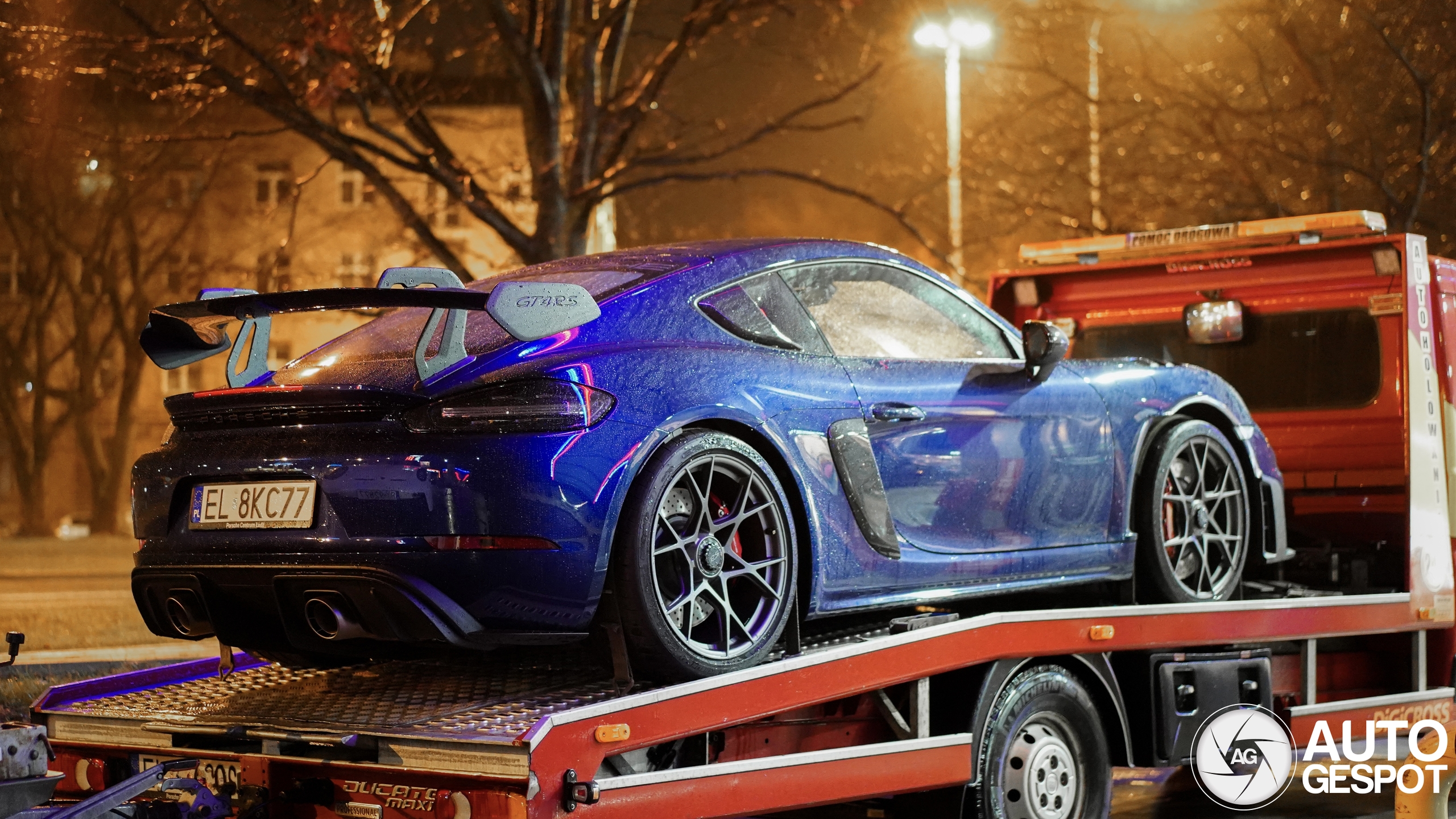 Porsche 718 Cayman GT4 RS Weissach Package