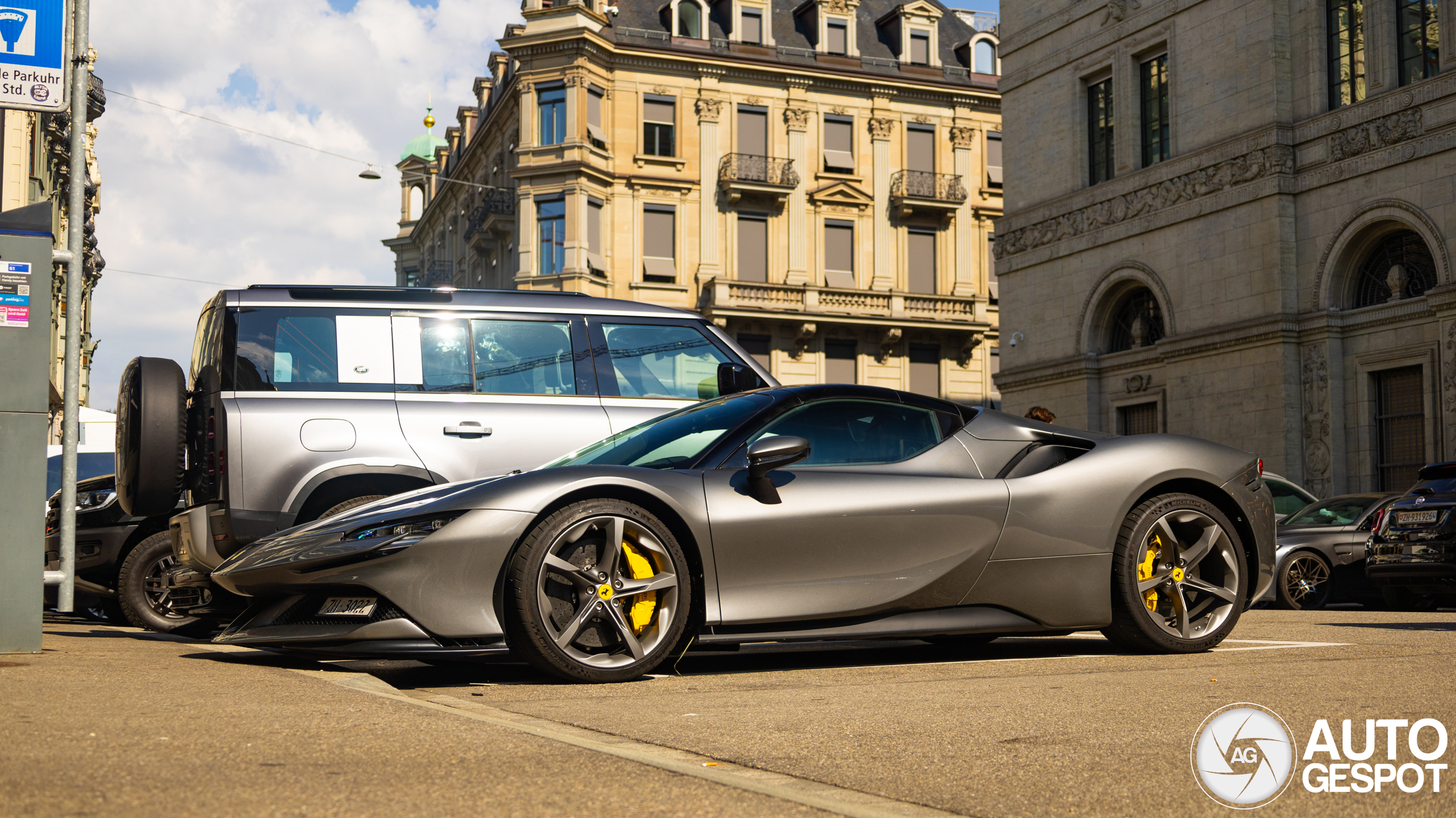 Ferrari SF90 Spider