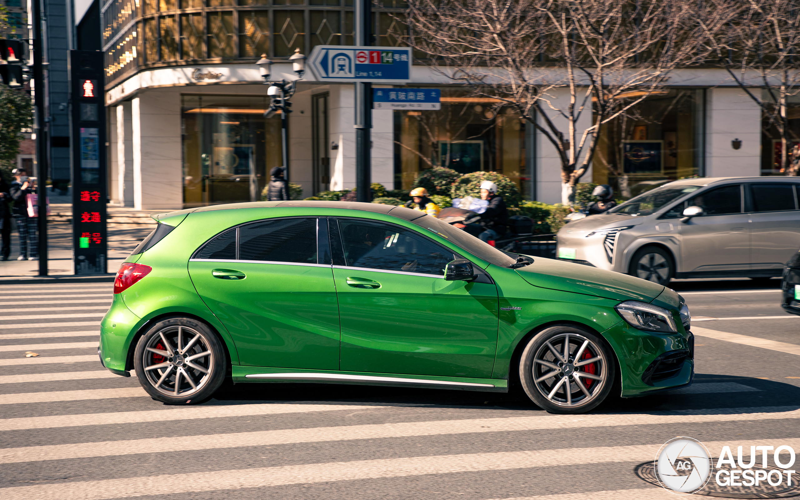 Mercedes-AMG A 45 W176 2015