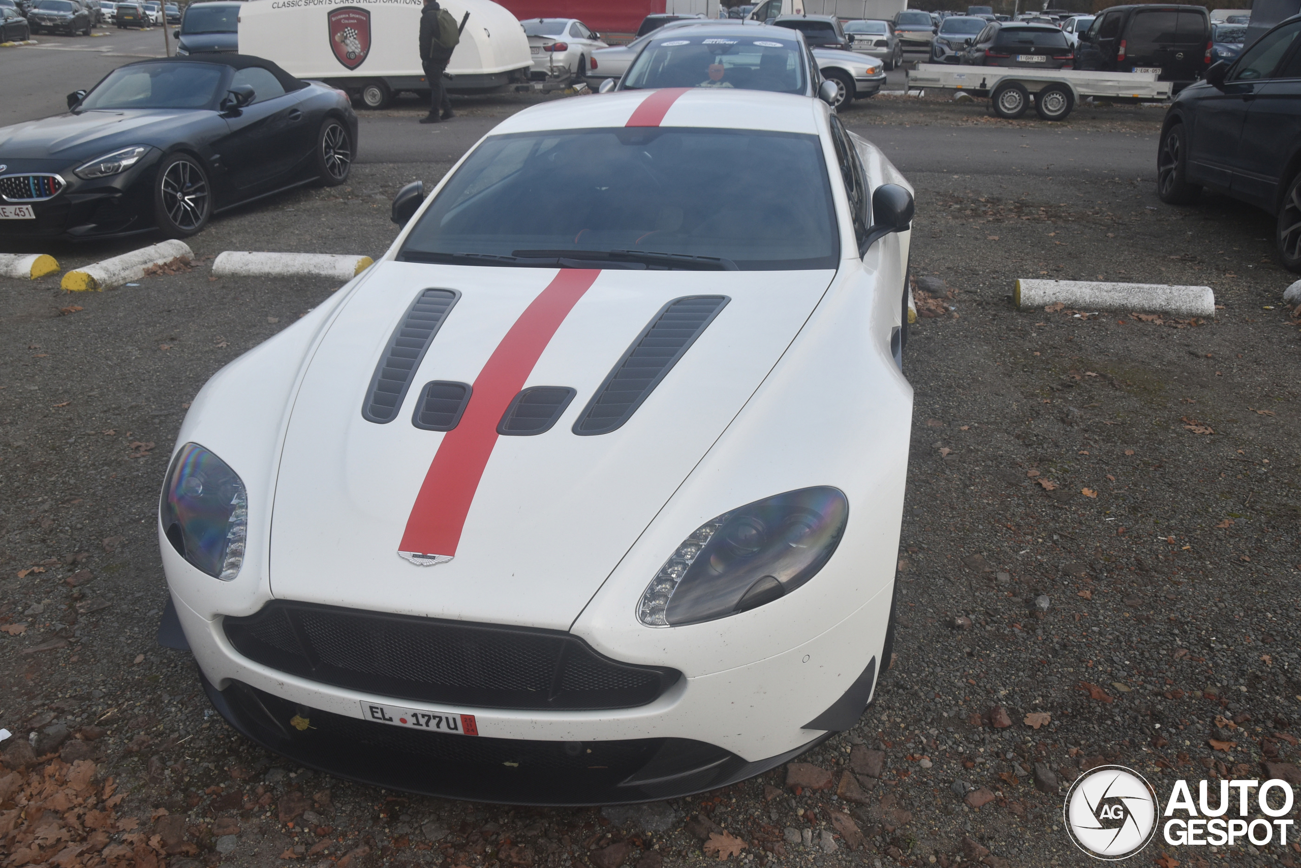 Aston Martin V12 Vantage S AMR