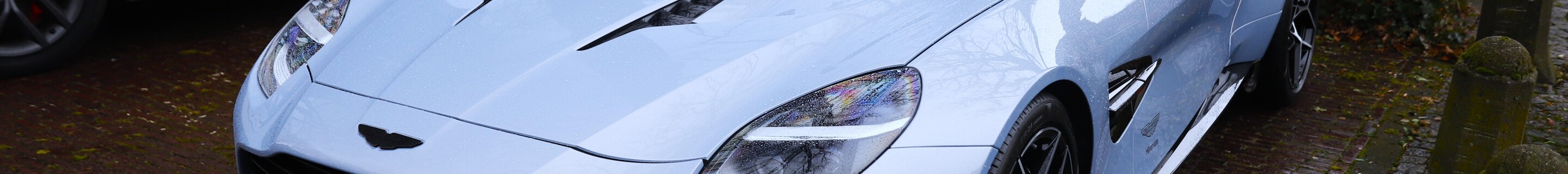 Aston Martin Vanquish 2025