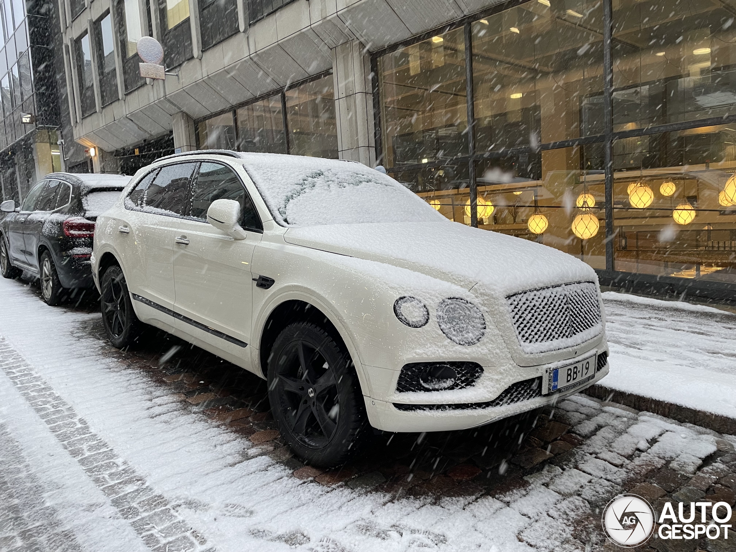 Bentley Bentayga Hybrid