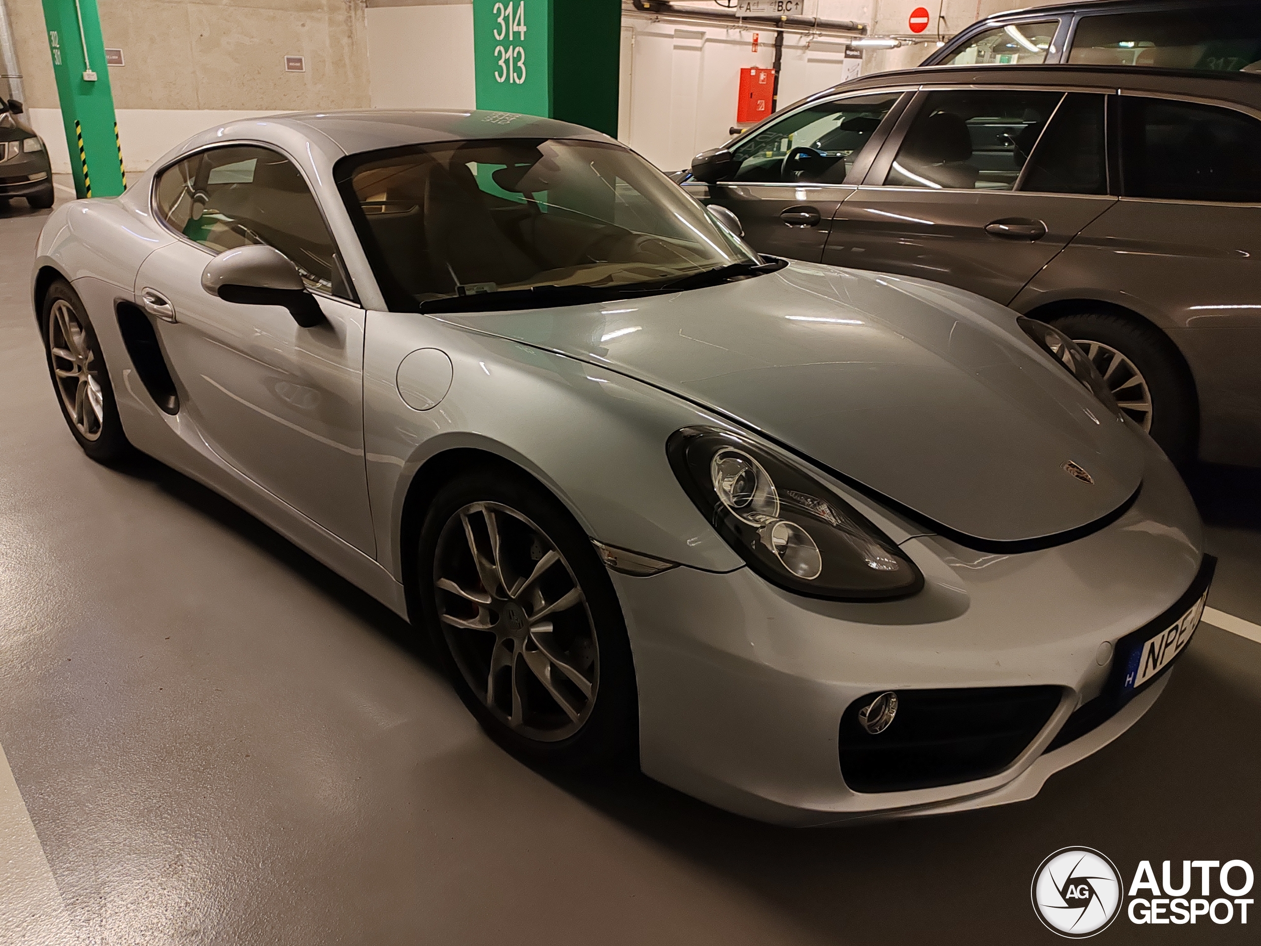 Porsche 981 Cayman S