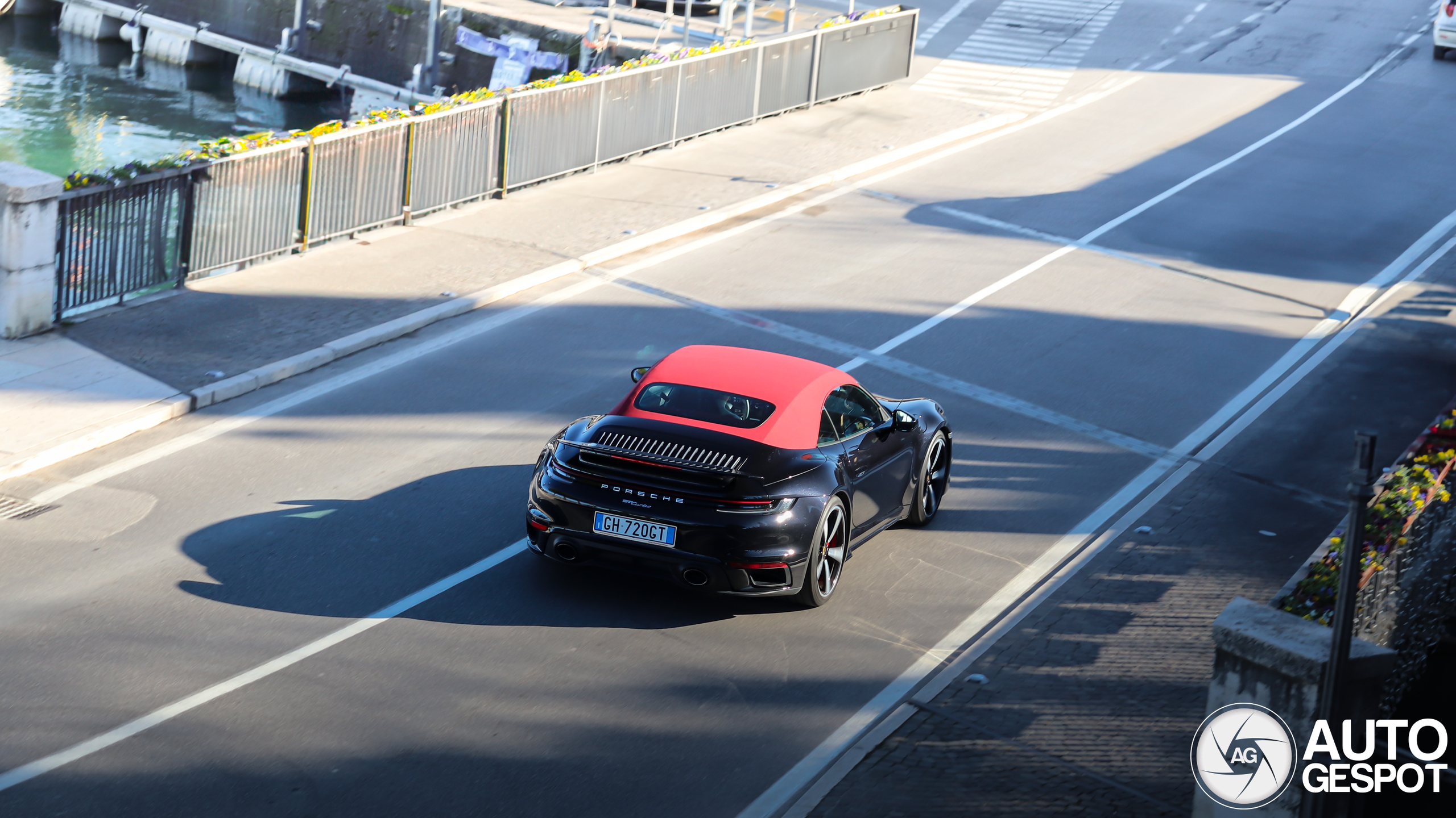 Porsche 992 Turbo Cabriolet