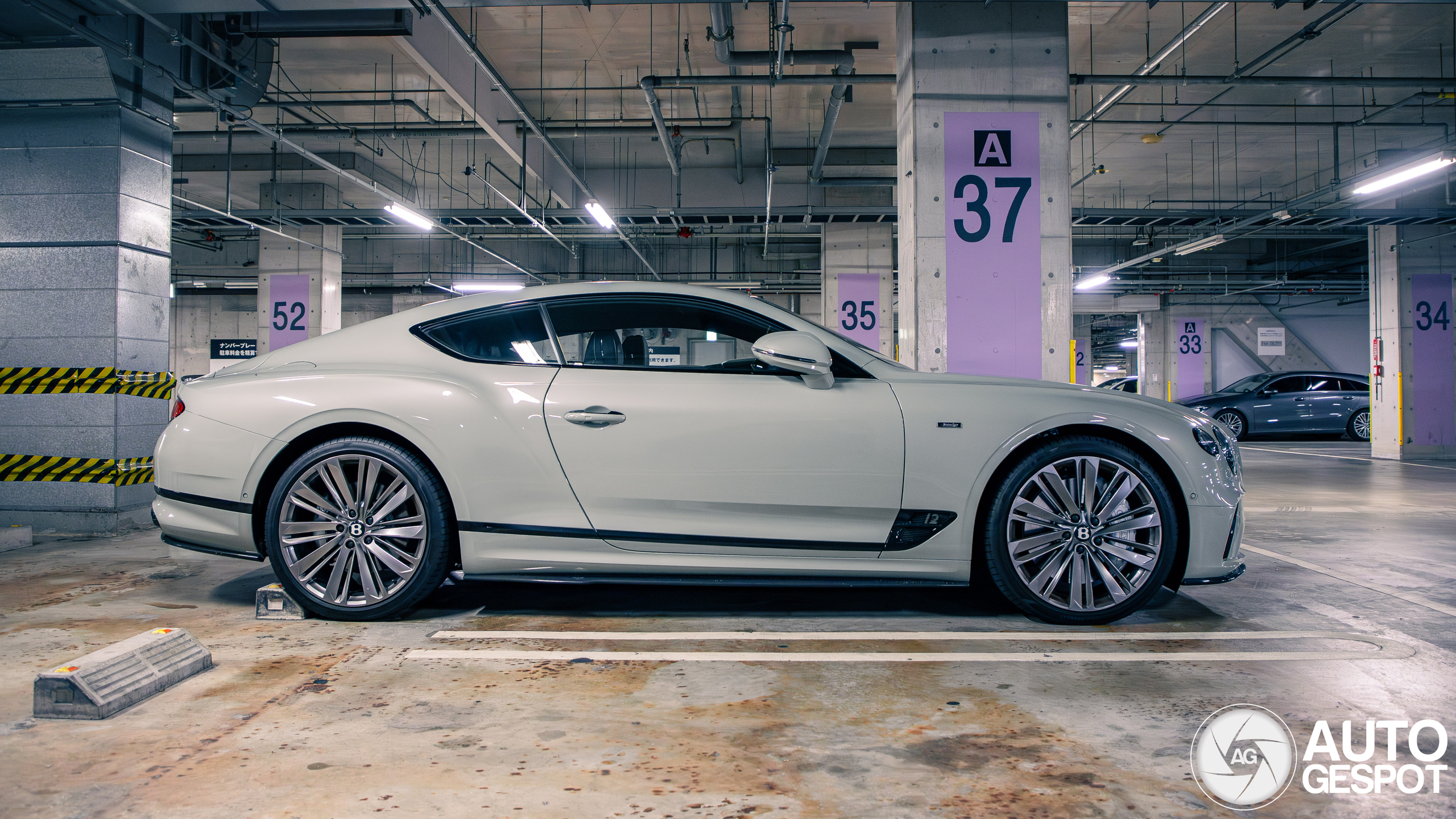 Bentley Continental GT Speed 2023 Edition 12