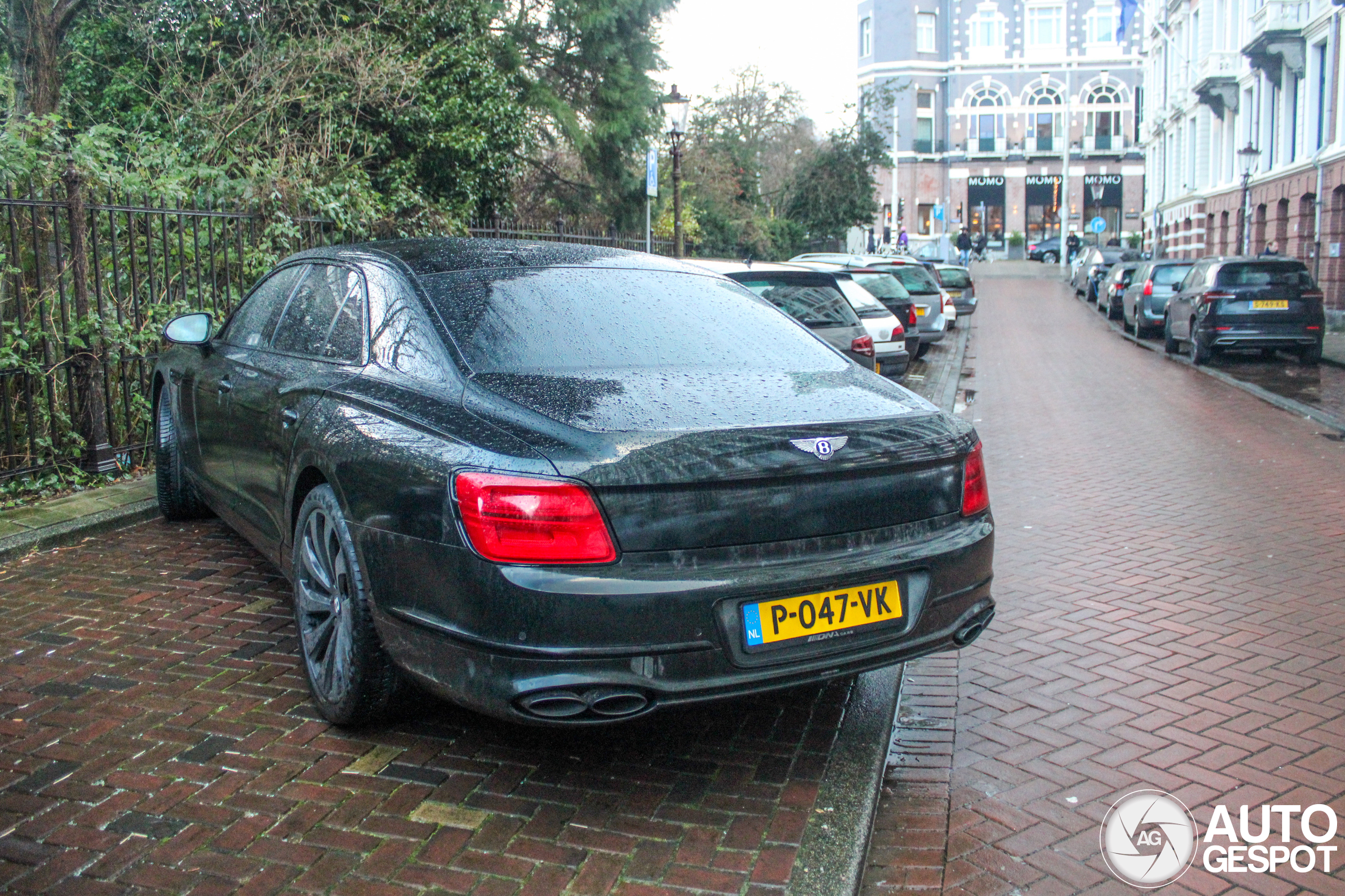 Bentley Flying Spur V8 2021