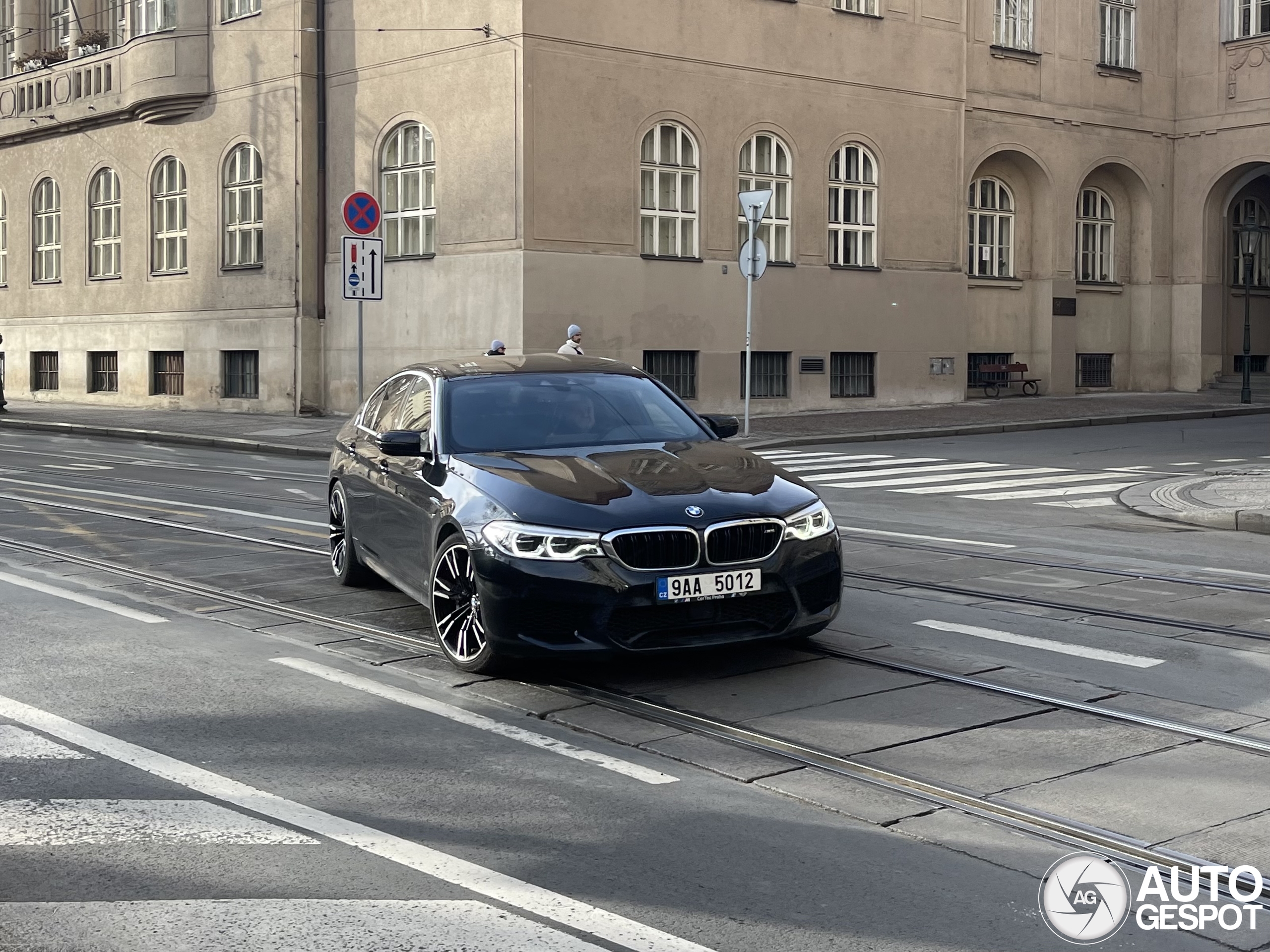 BMW M5 F90