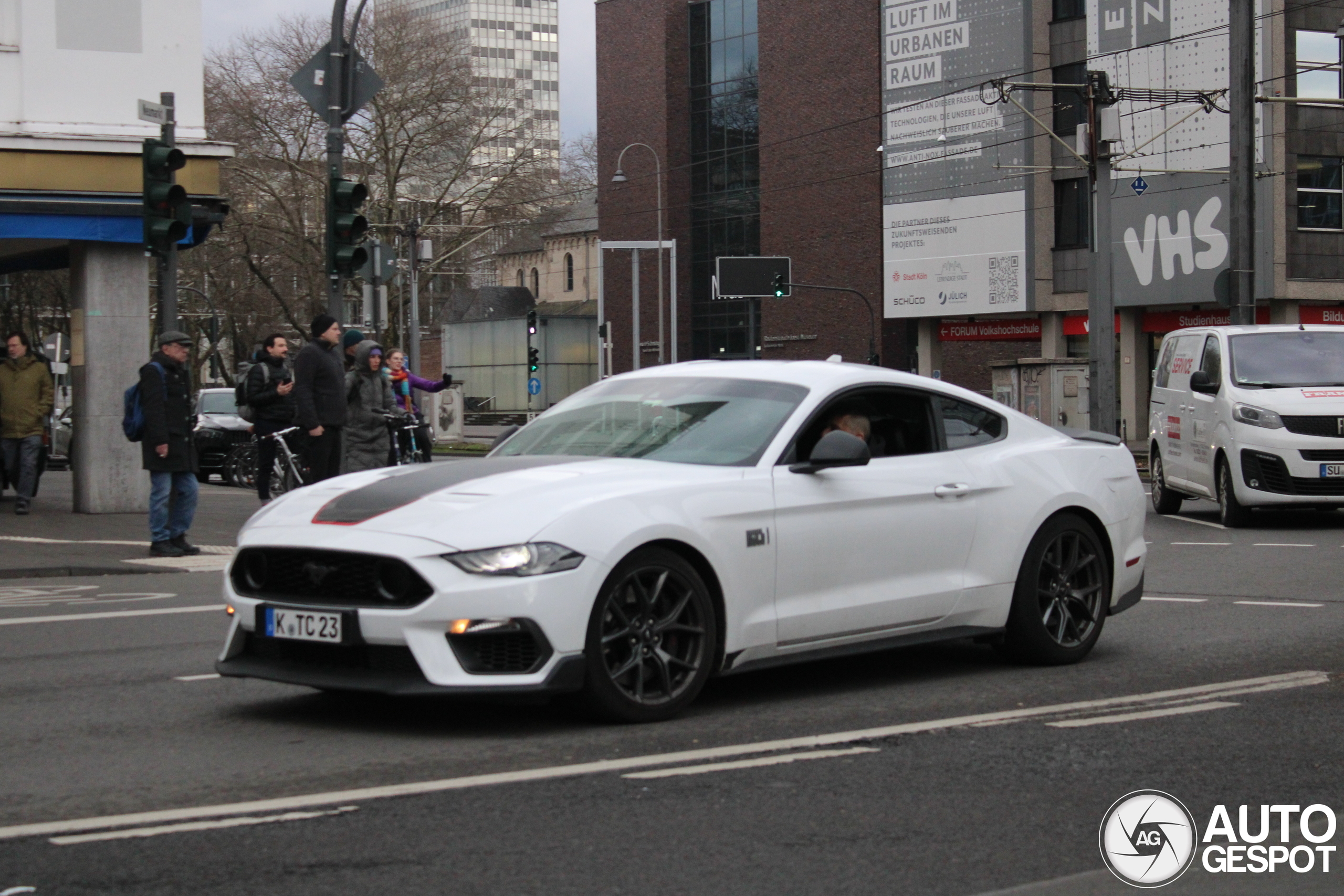 Ford Mustang Mach 1 2021