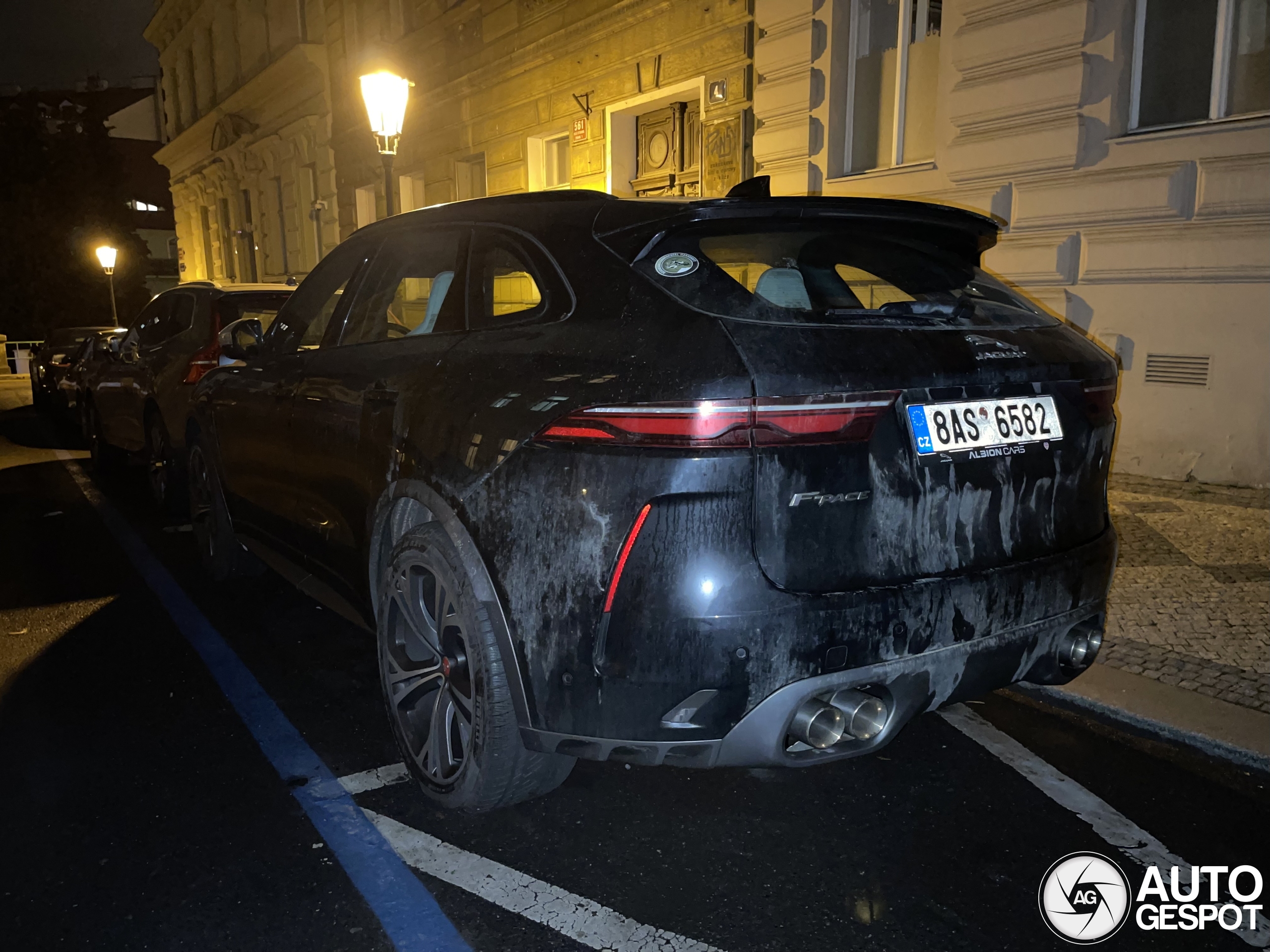 Jaguar F-PACE SVR 2021