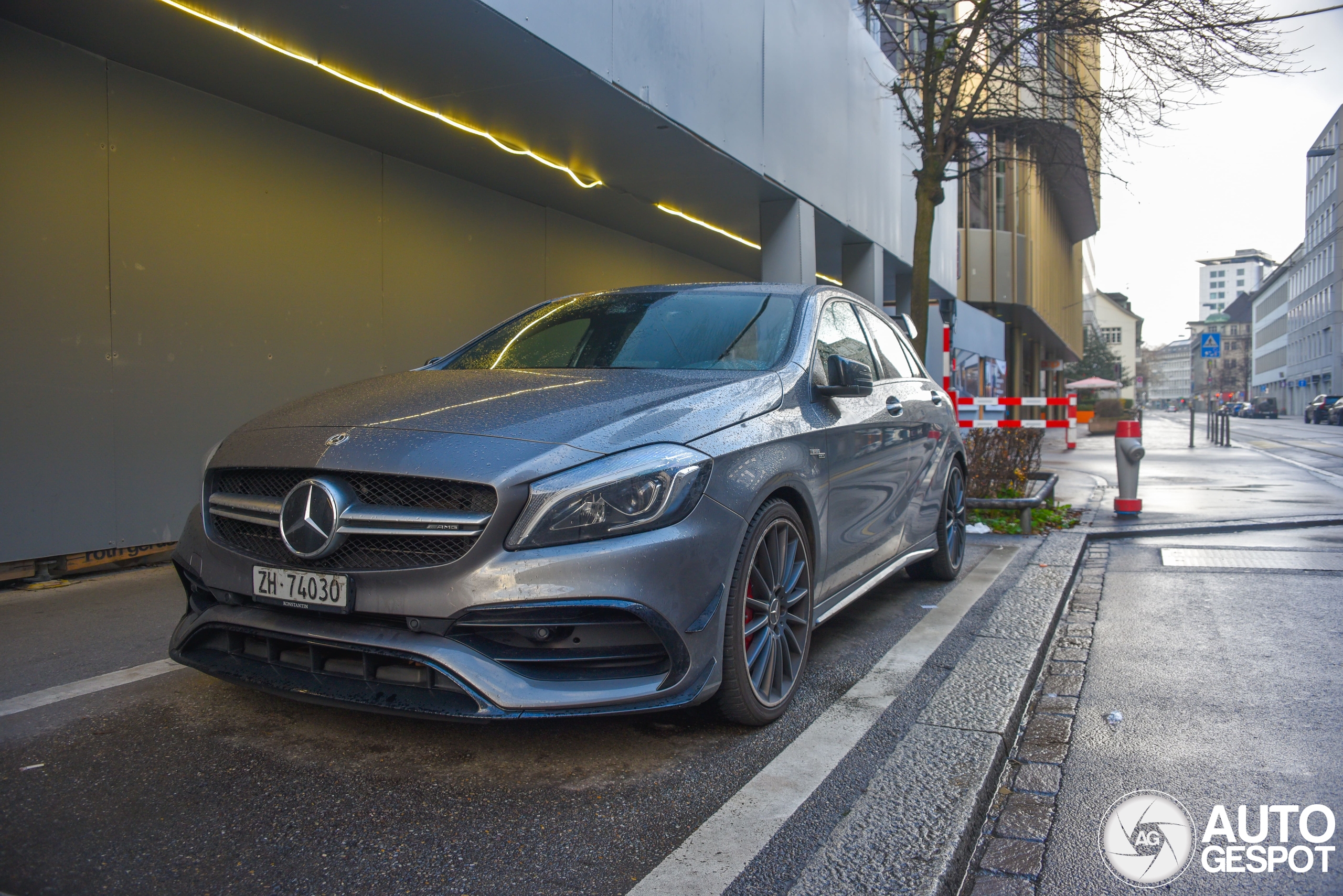Mercedes-AMG A 45 W176 2015