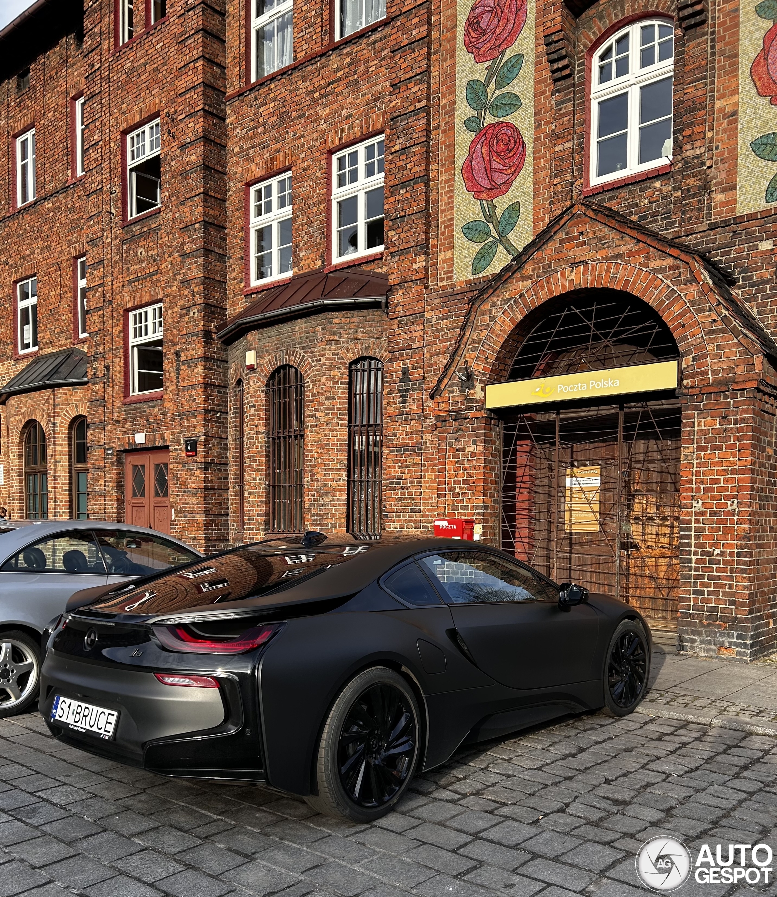 BMW i8