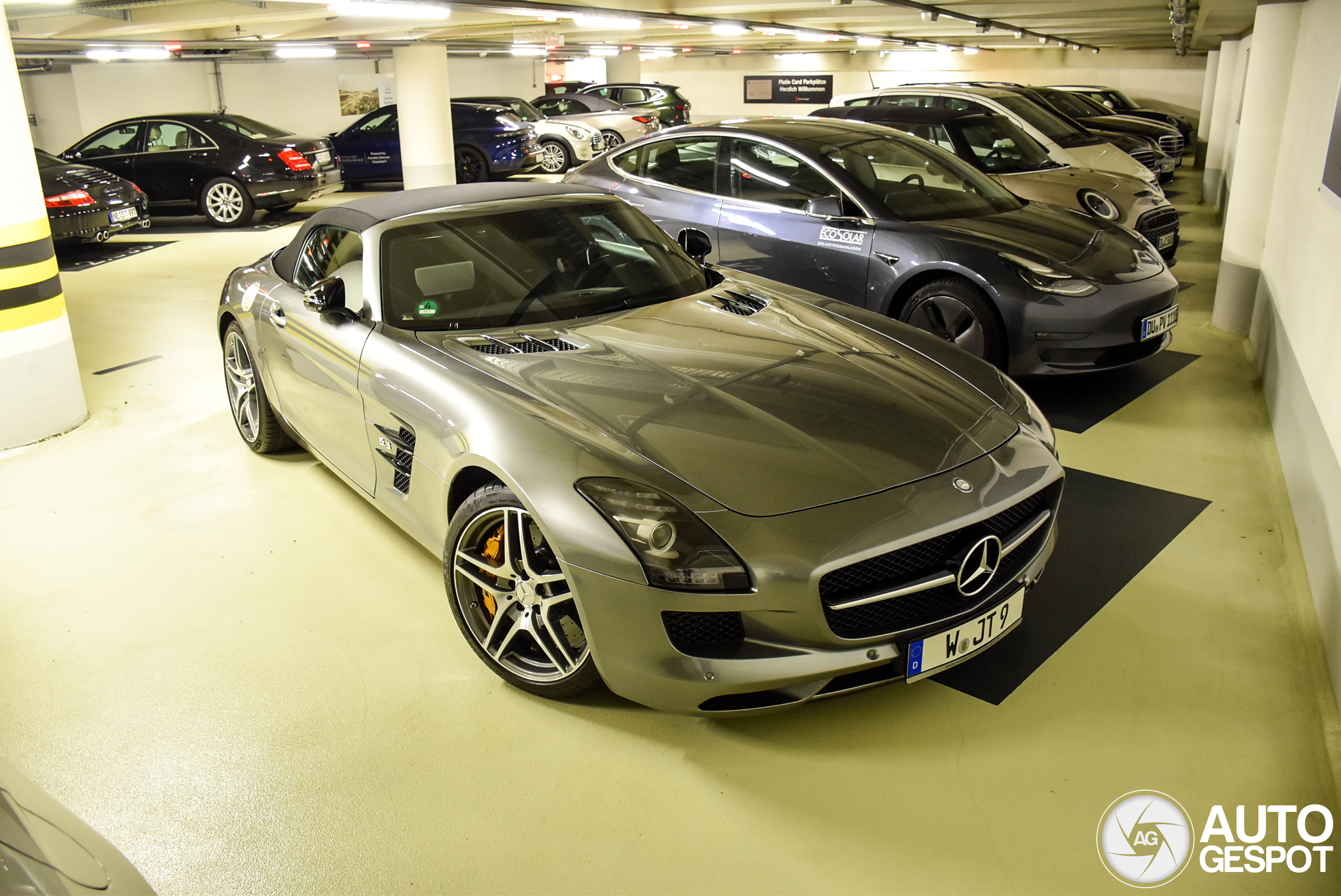 Mercedes-Benz SLS AMG GT Roadster