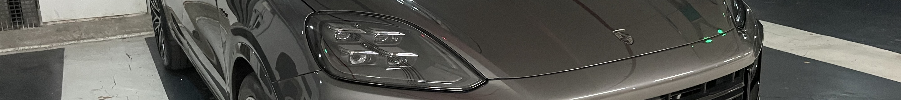 Porsche 9YA Cayenne Turbo E-Hybrid