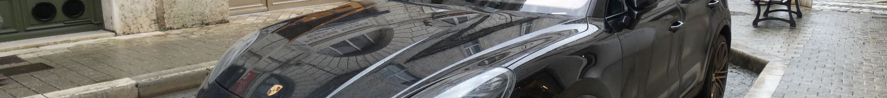 Porsche Cayenne Coupé Turbo S E-Hybrid