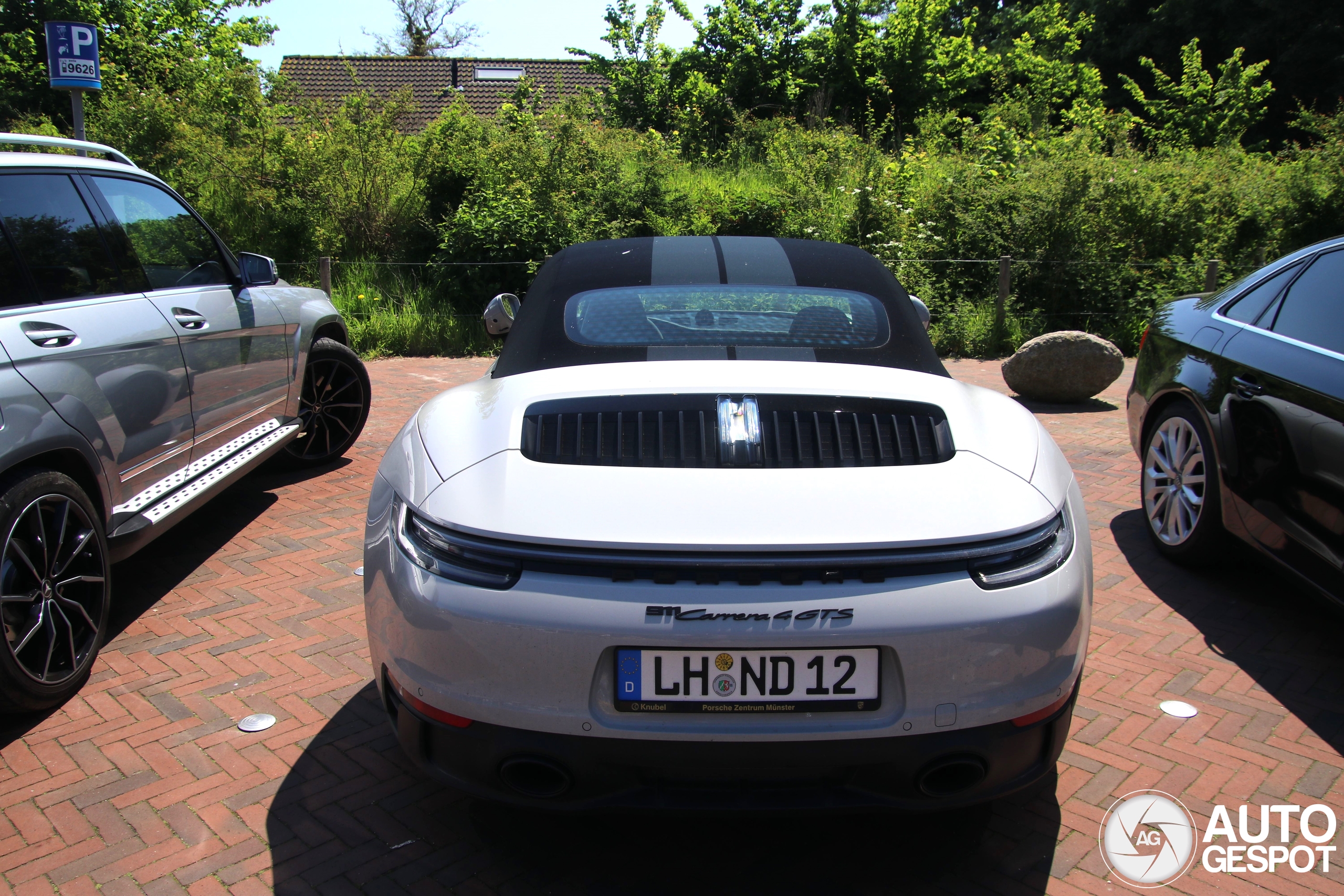 Porsche 992 Carrera 4 GTS Cabriolet