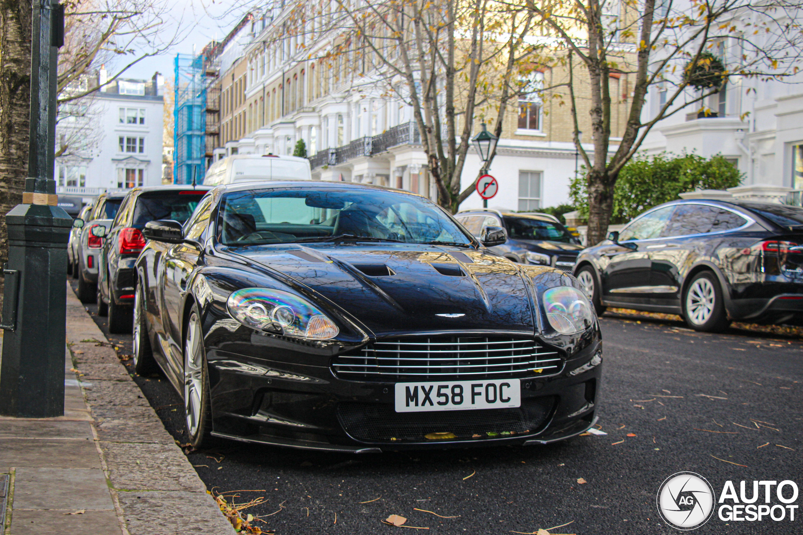 Aston Martin DBS