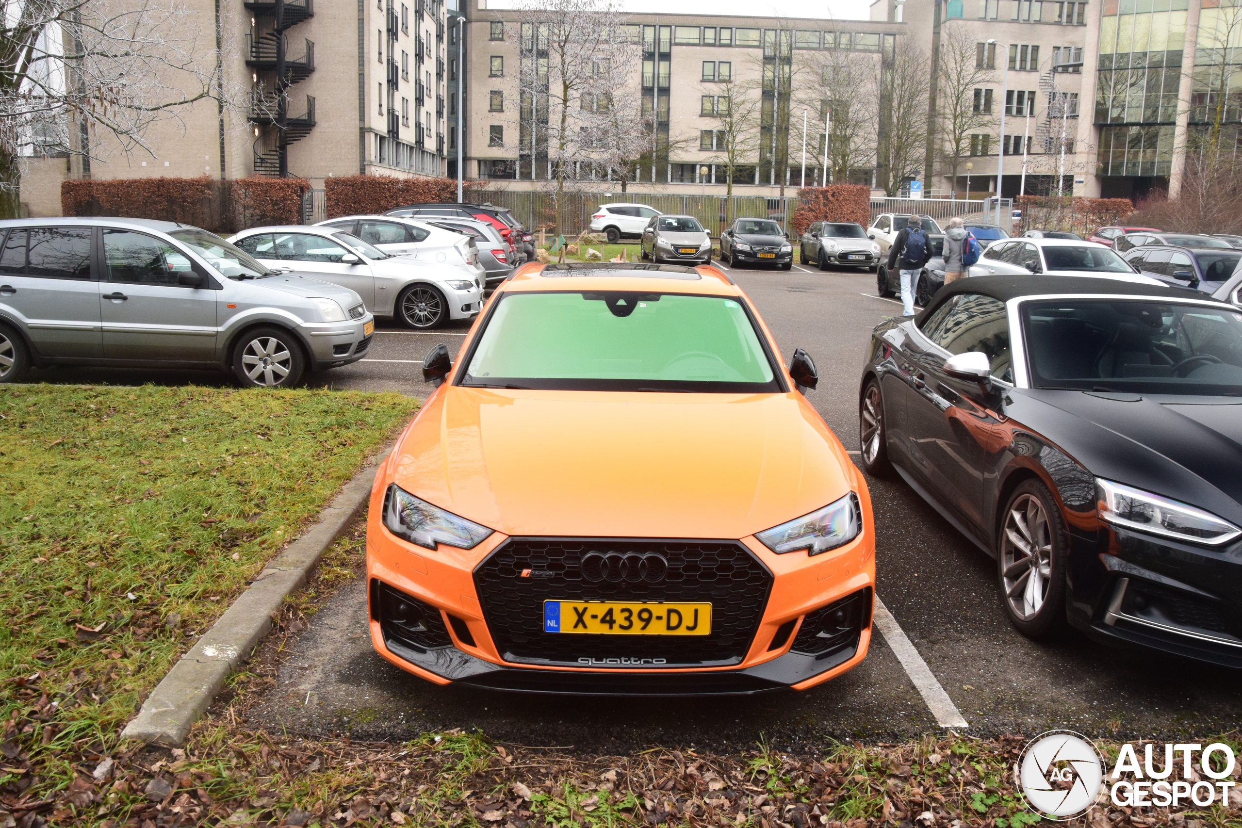 Audi RS4 Avant B9