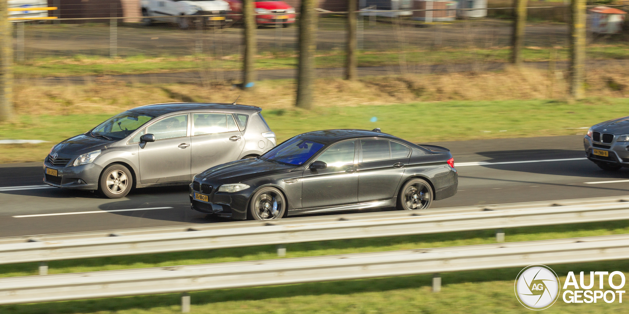 BMW M5 F10 2011