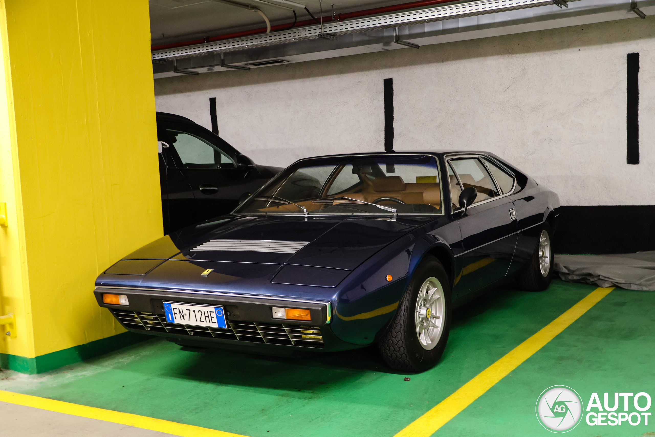 Ferrari Dino 308 GT4 2+2