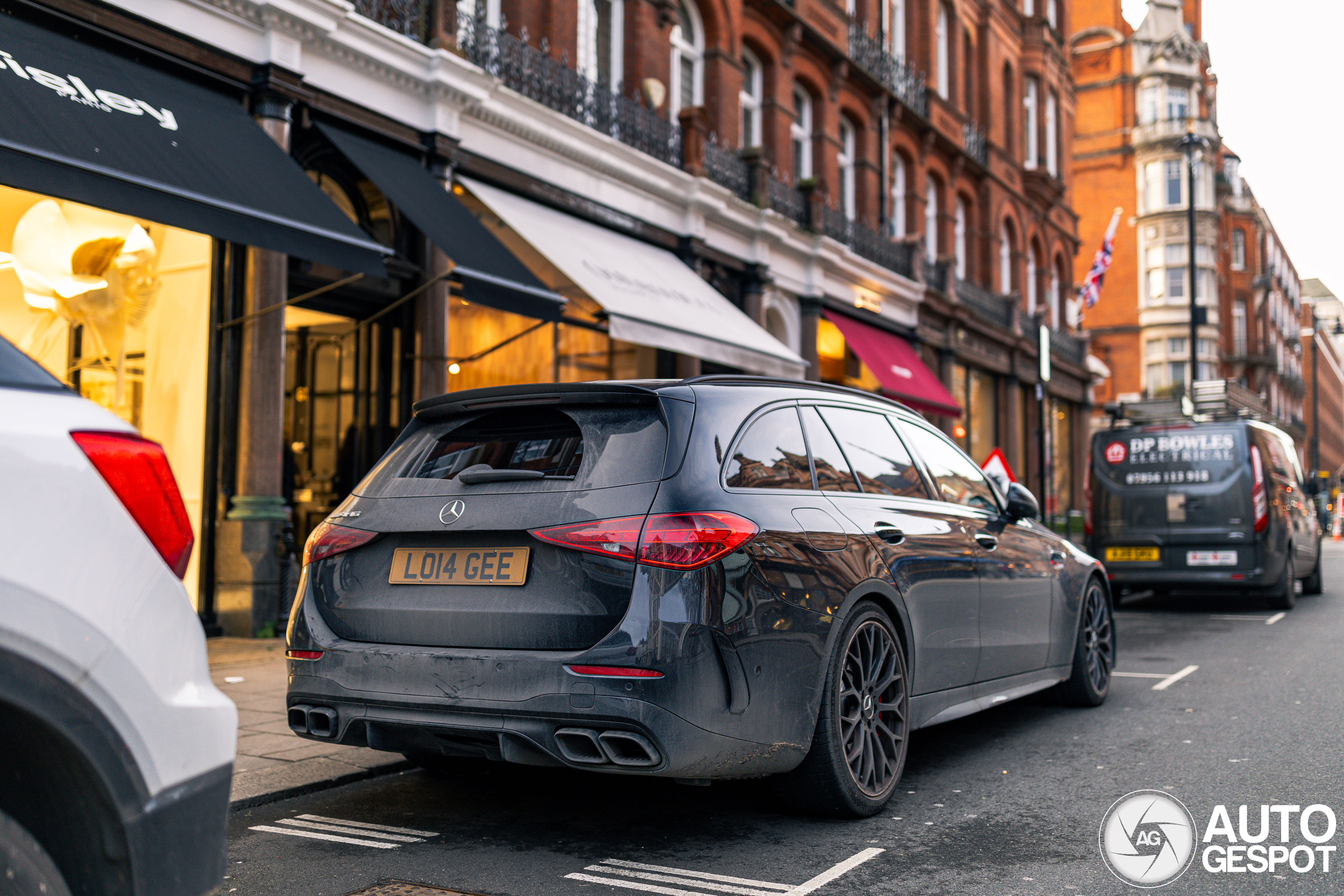 Mercedes-AMG C 63 S E-Performance Estate S206