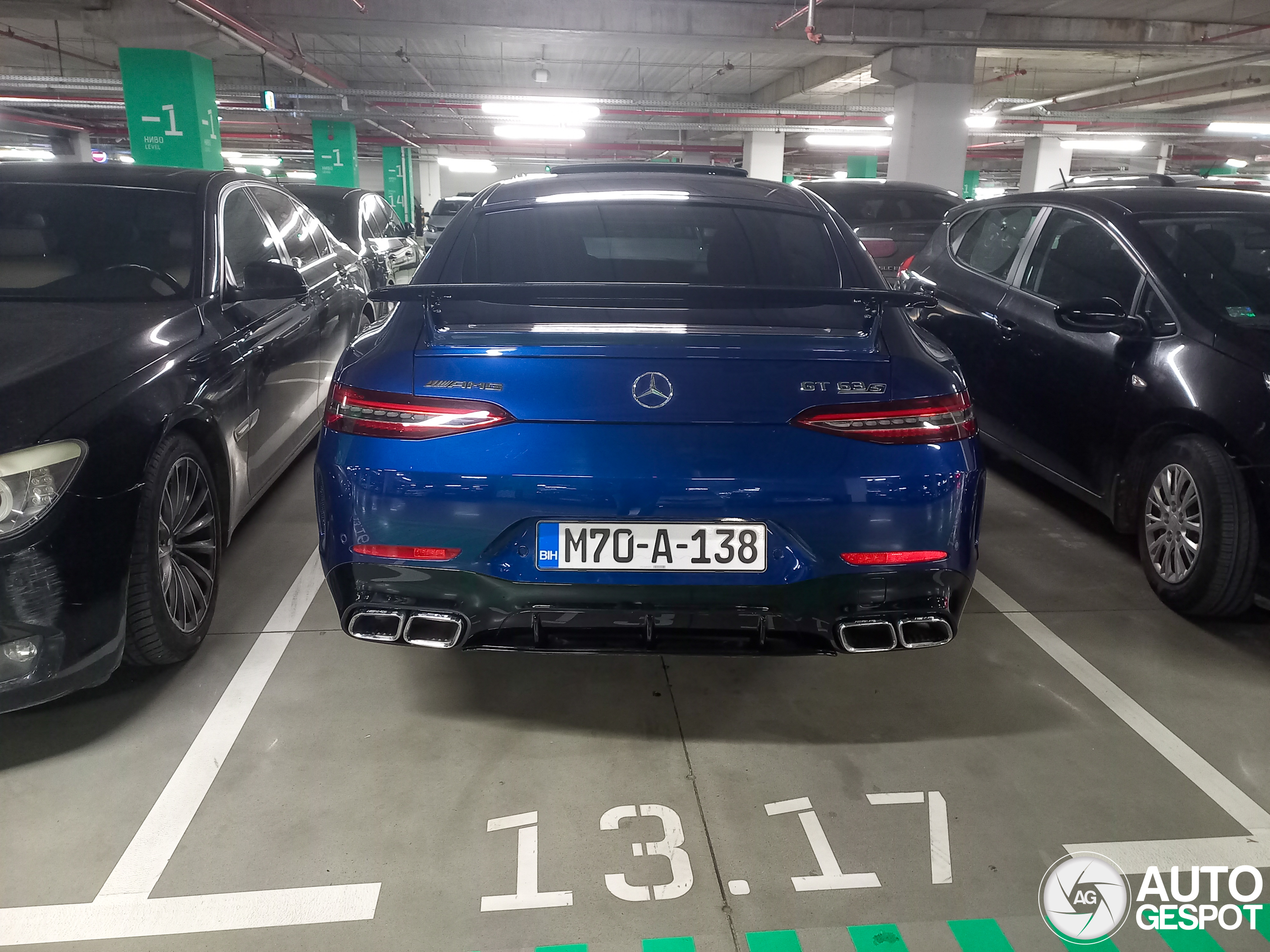 Mercedes-AMG GT 63 S X290
