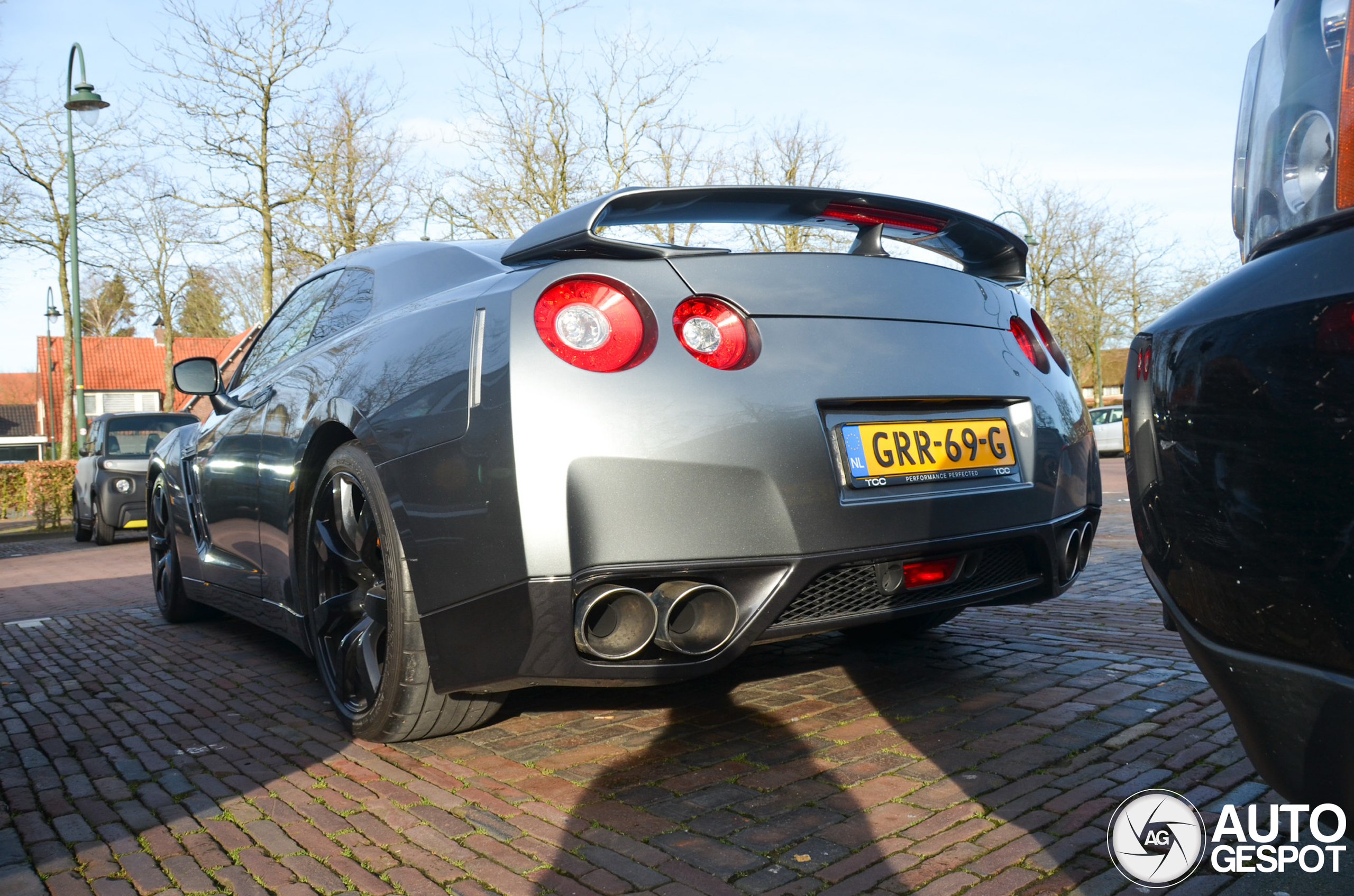 Nissan GT-R