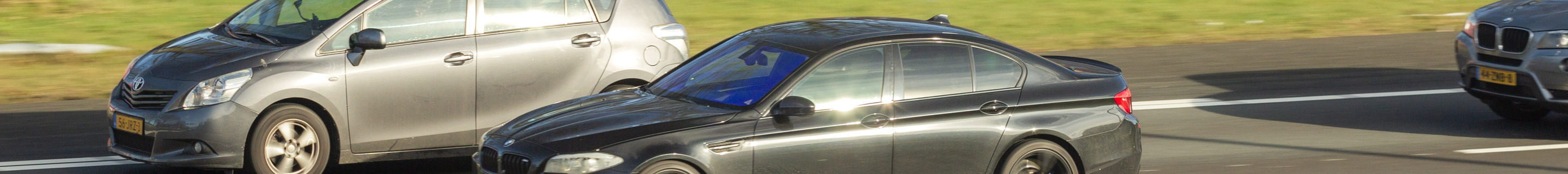 BMW M5 F10 2011