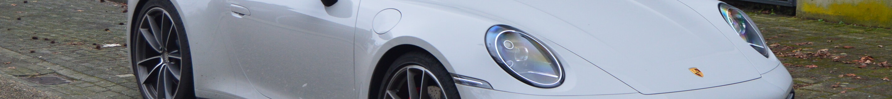 Porsche 992 Carrera 4S Cabriolet MkI