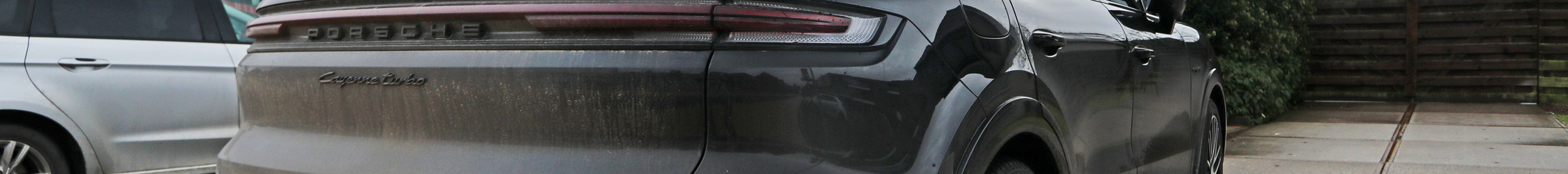 Porsche 9YA Cayenne Turbo E-Hybrid