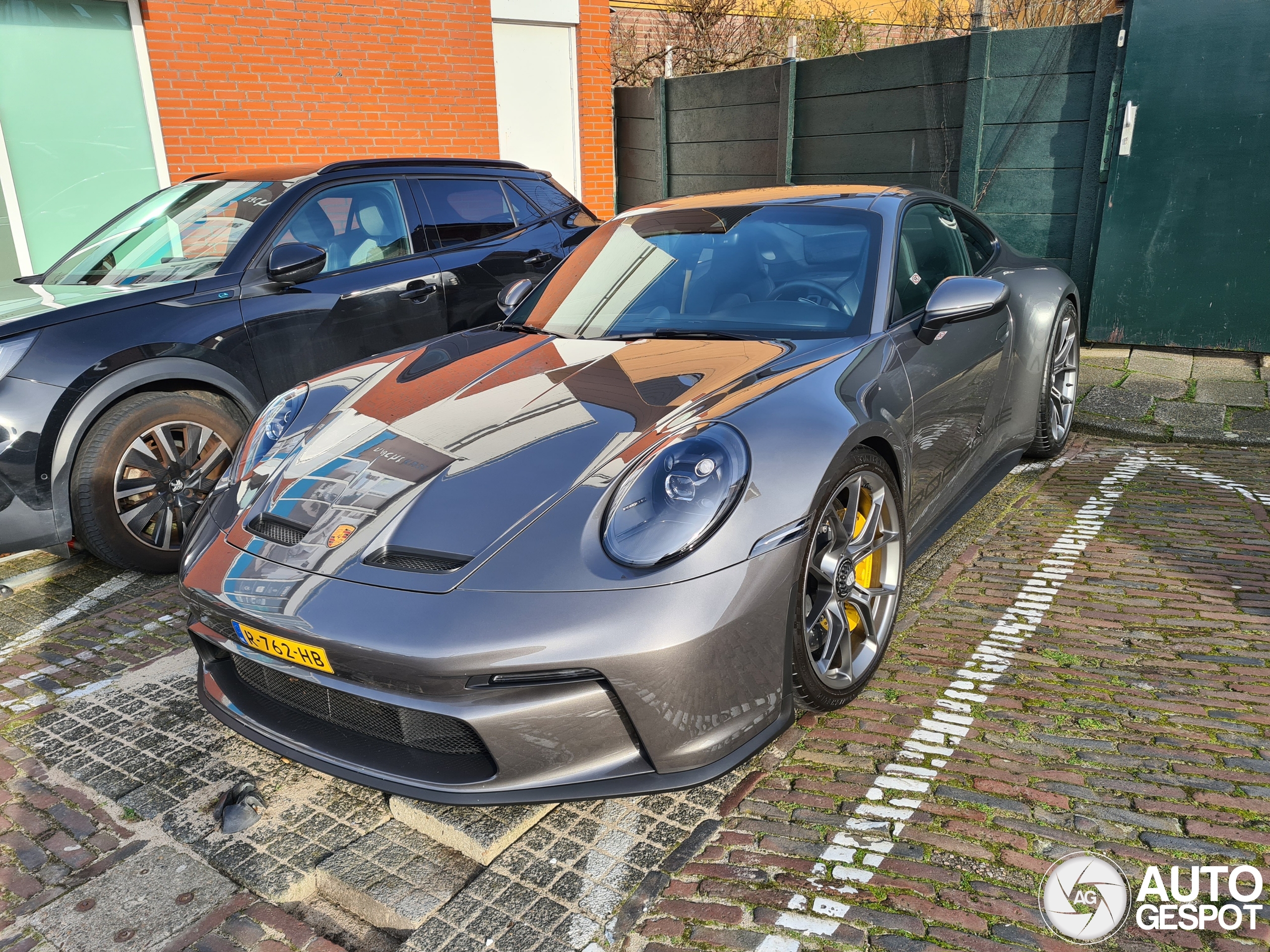 Porsche 992 GT3 Touring