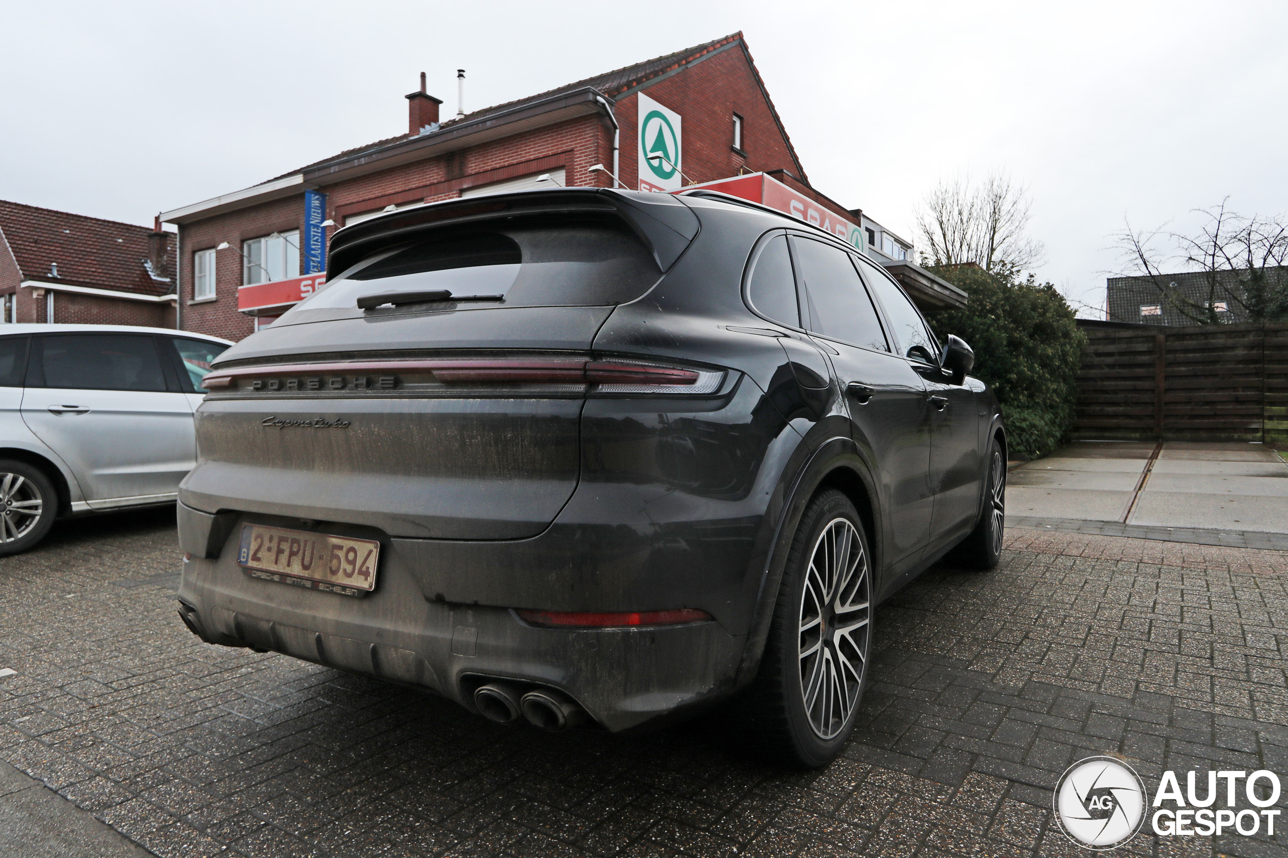 Porsche 9YA Cayenne Turbo E-Hybrid